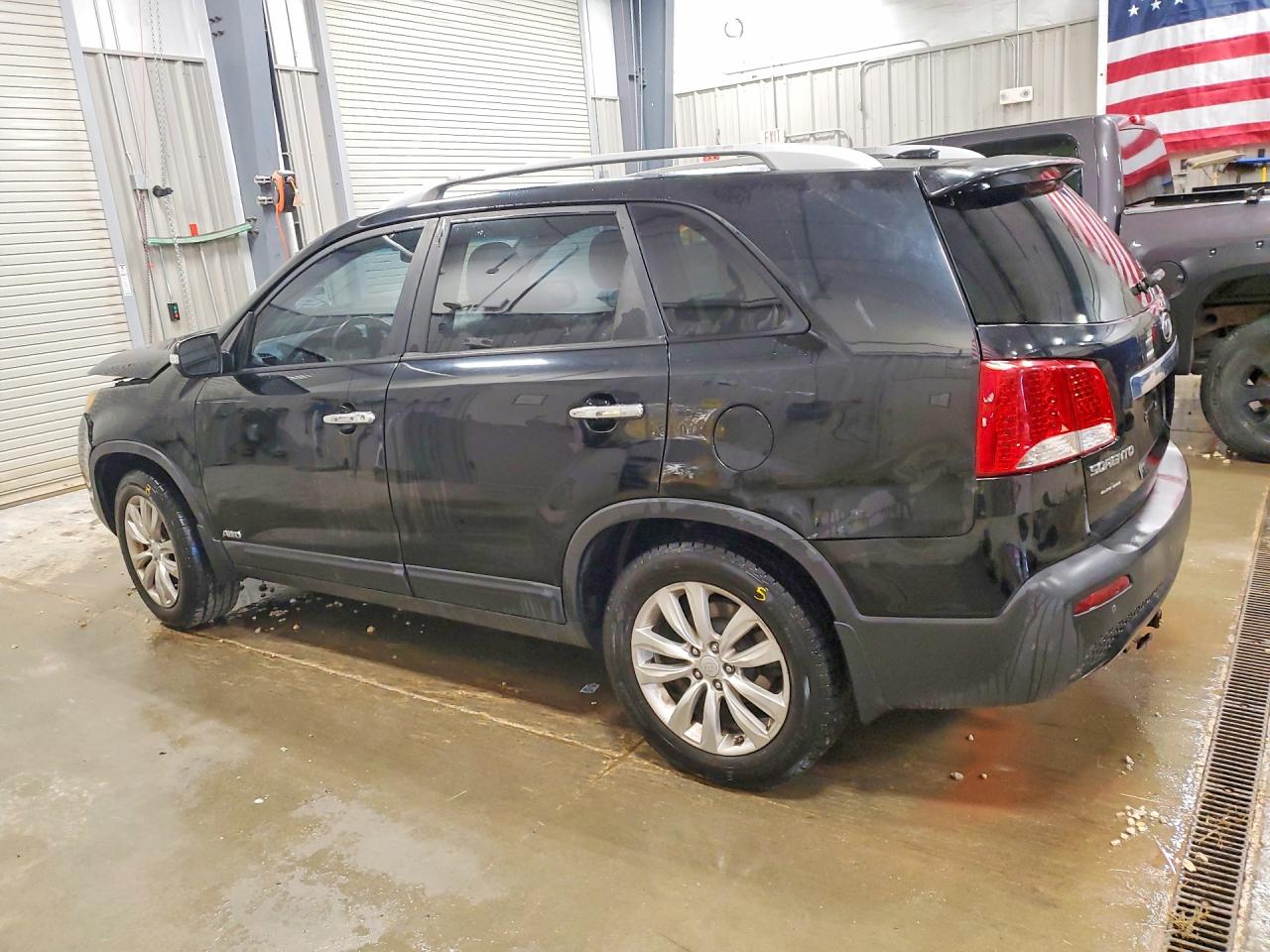 2011 Kia Sorento Ex Black vin: 5XYKUDA27BG033269
