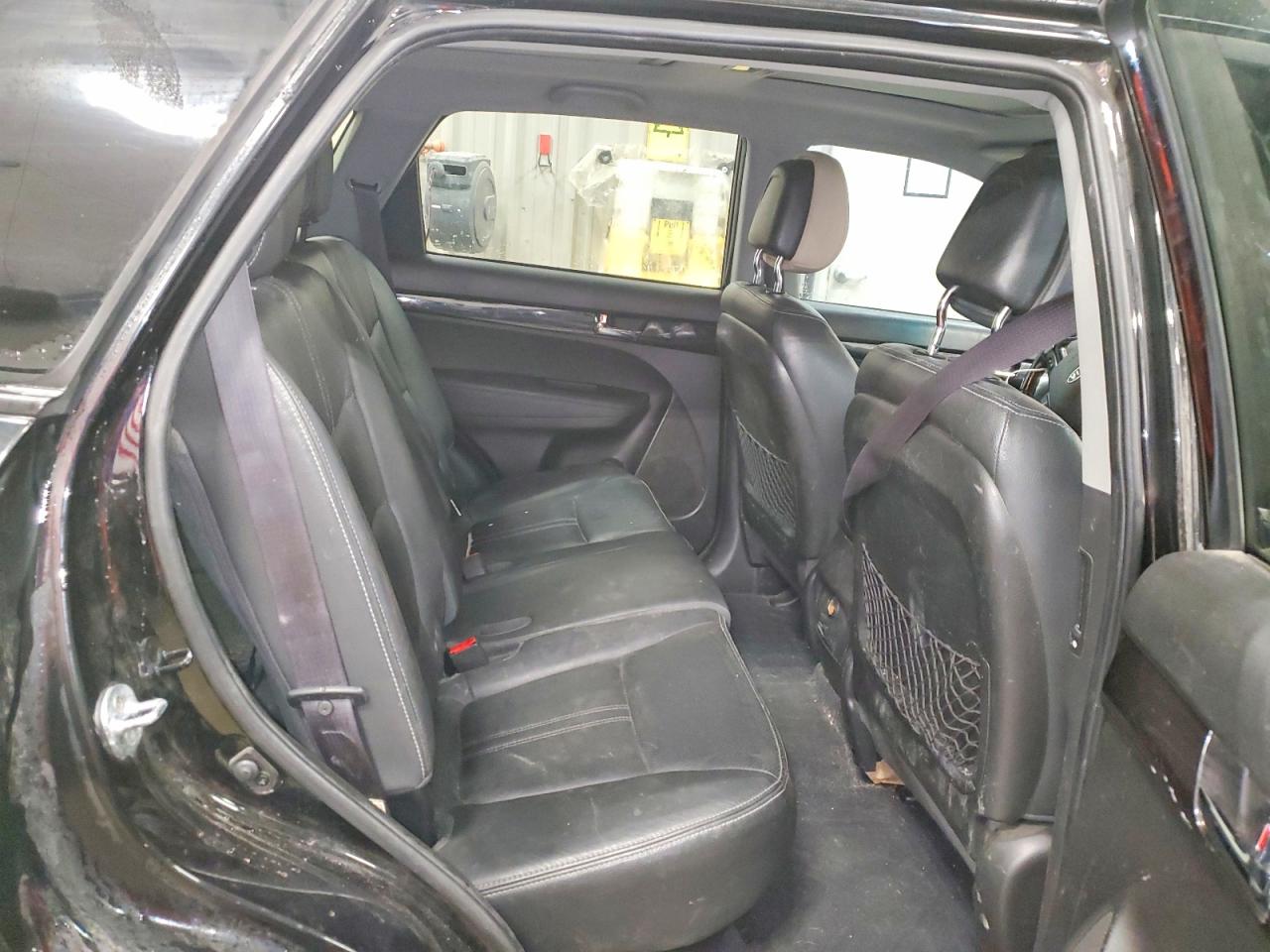2011 Kia Sorento Ex Black vin: 5XYKUDA27BG033269