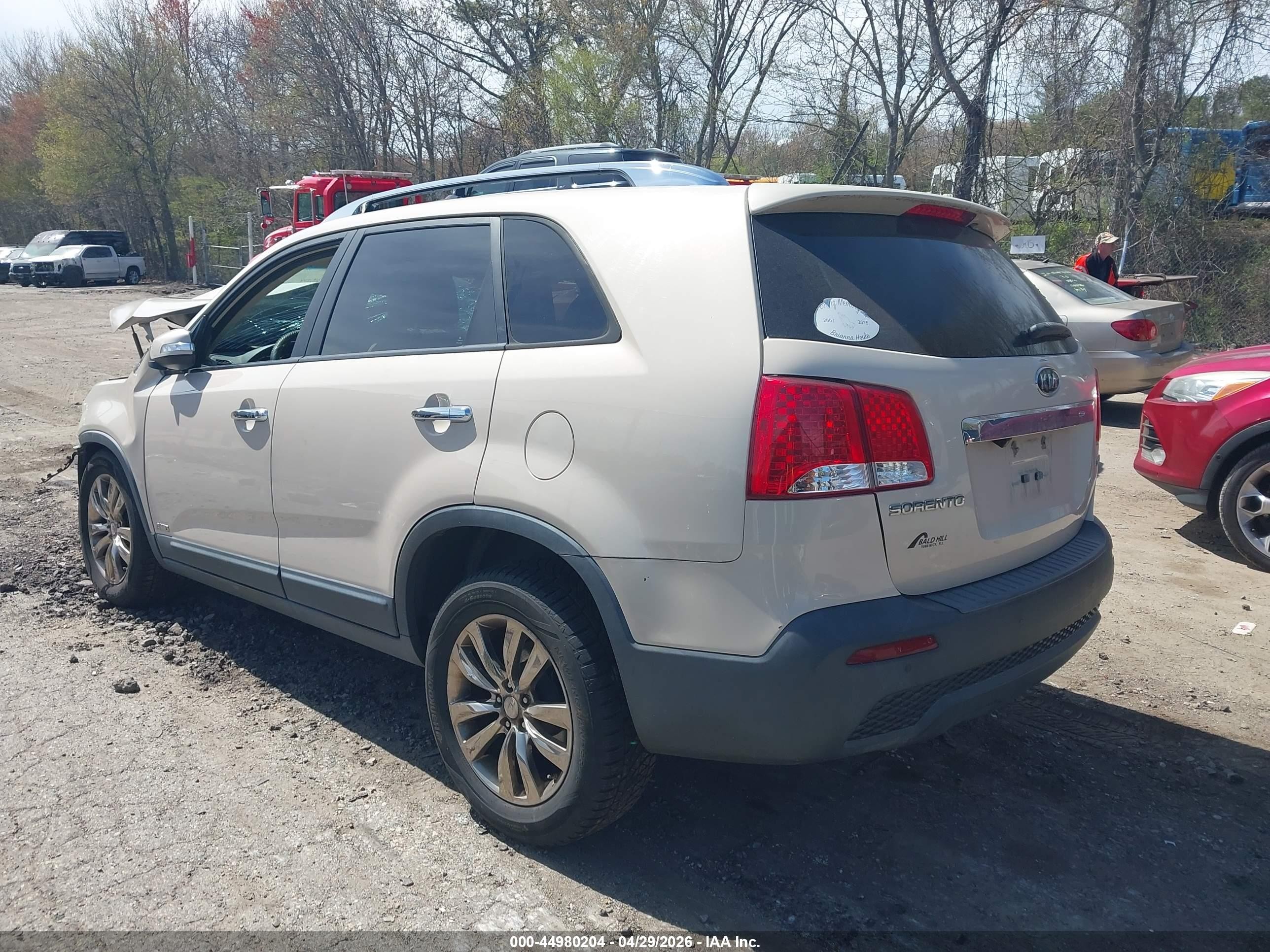 2011 Kia Sorento Ex V6 Cream vin: 5XYKUDA27BG123263