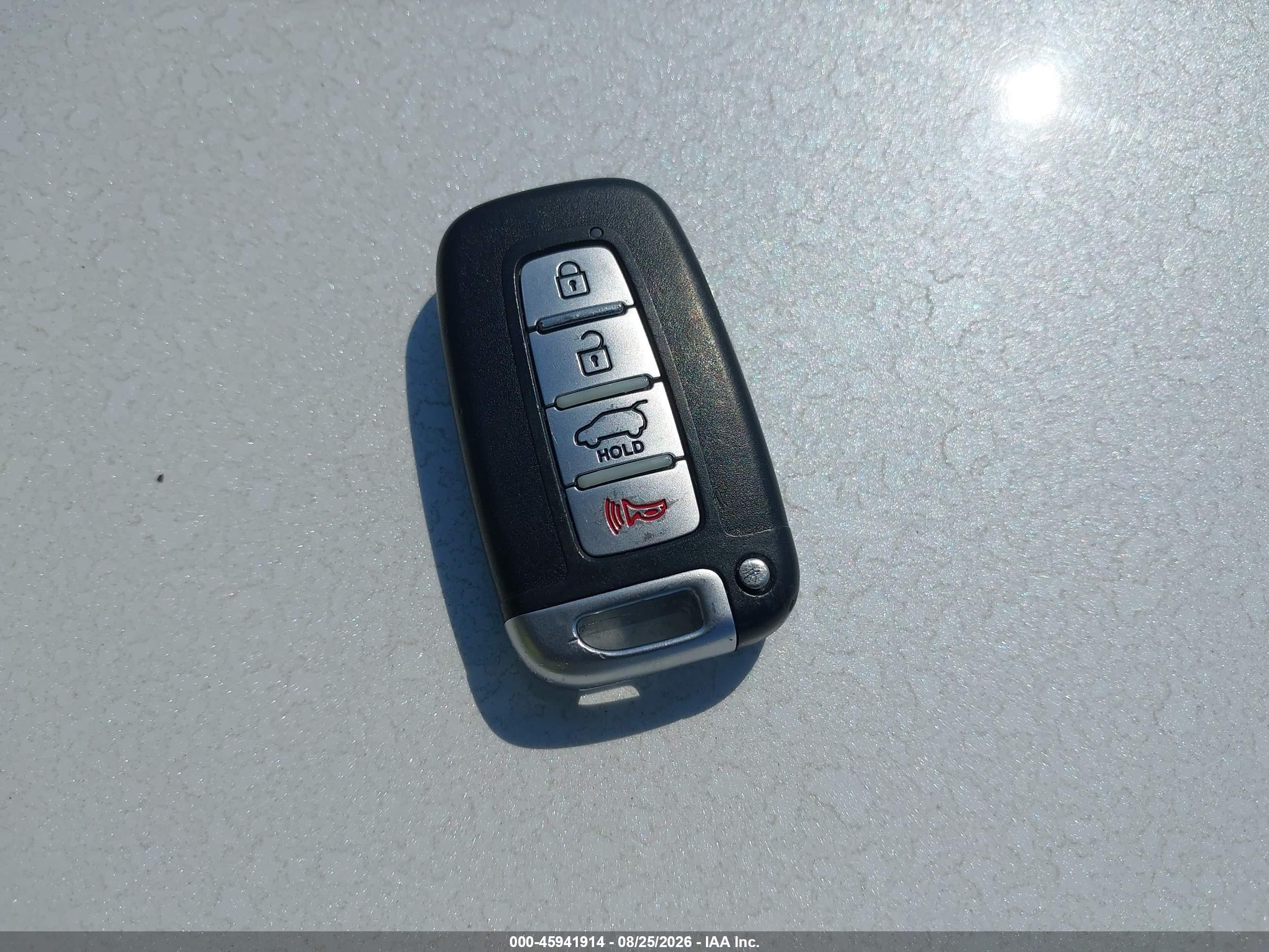 2013 Kia Sorento Ex V6 White vin: 5XYKUDA27DG399641