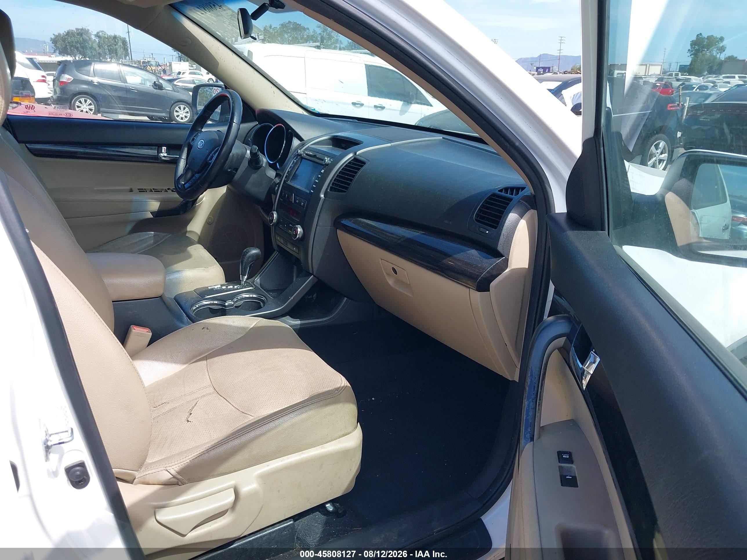 2011 Kia Sorento Ex V6 Белый vin: 5XYKUDA28BG055250