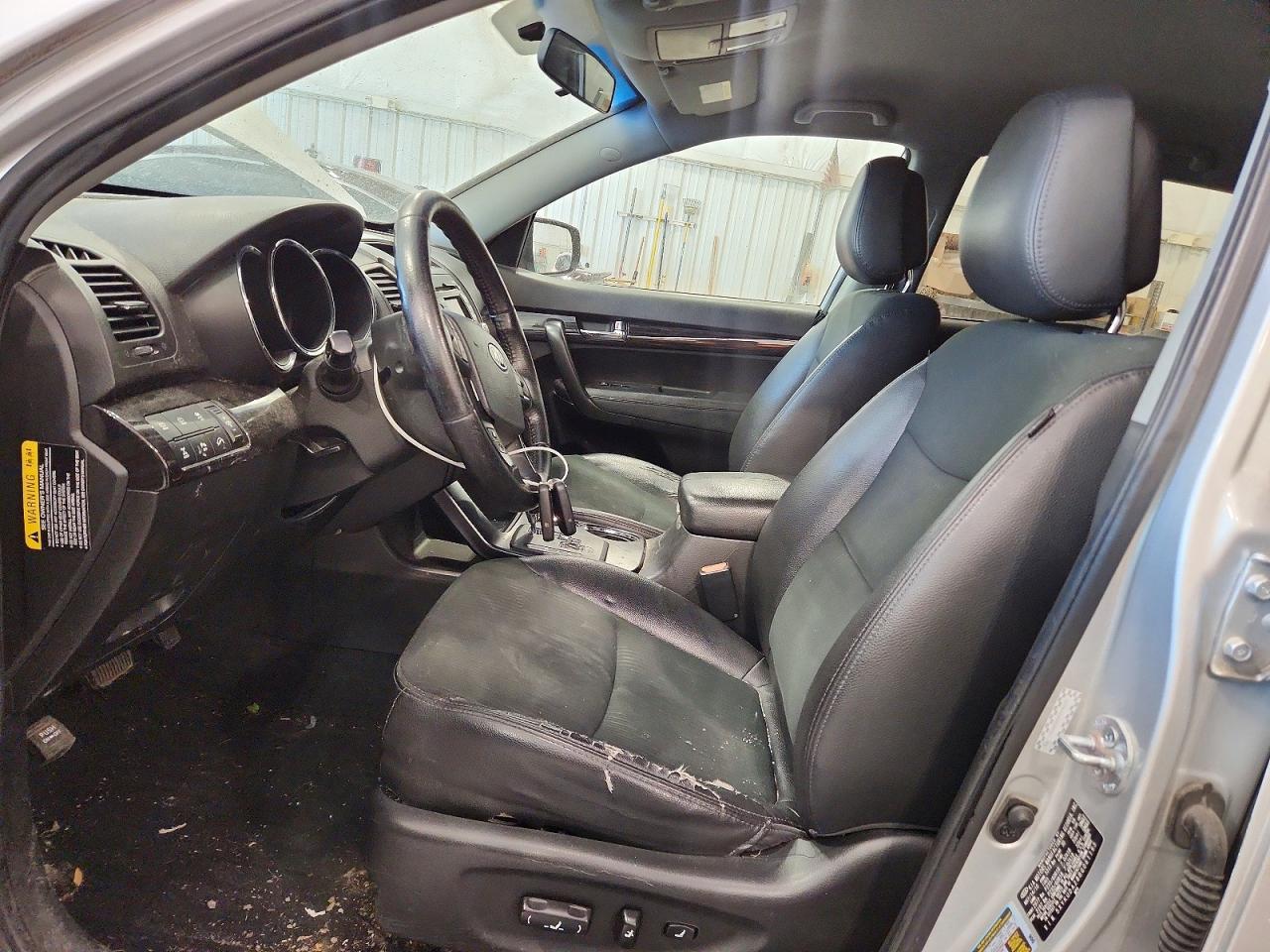 2011 Kia Sorento Ex Silver vin: 5XYKUDA28BG061193
