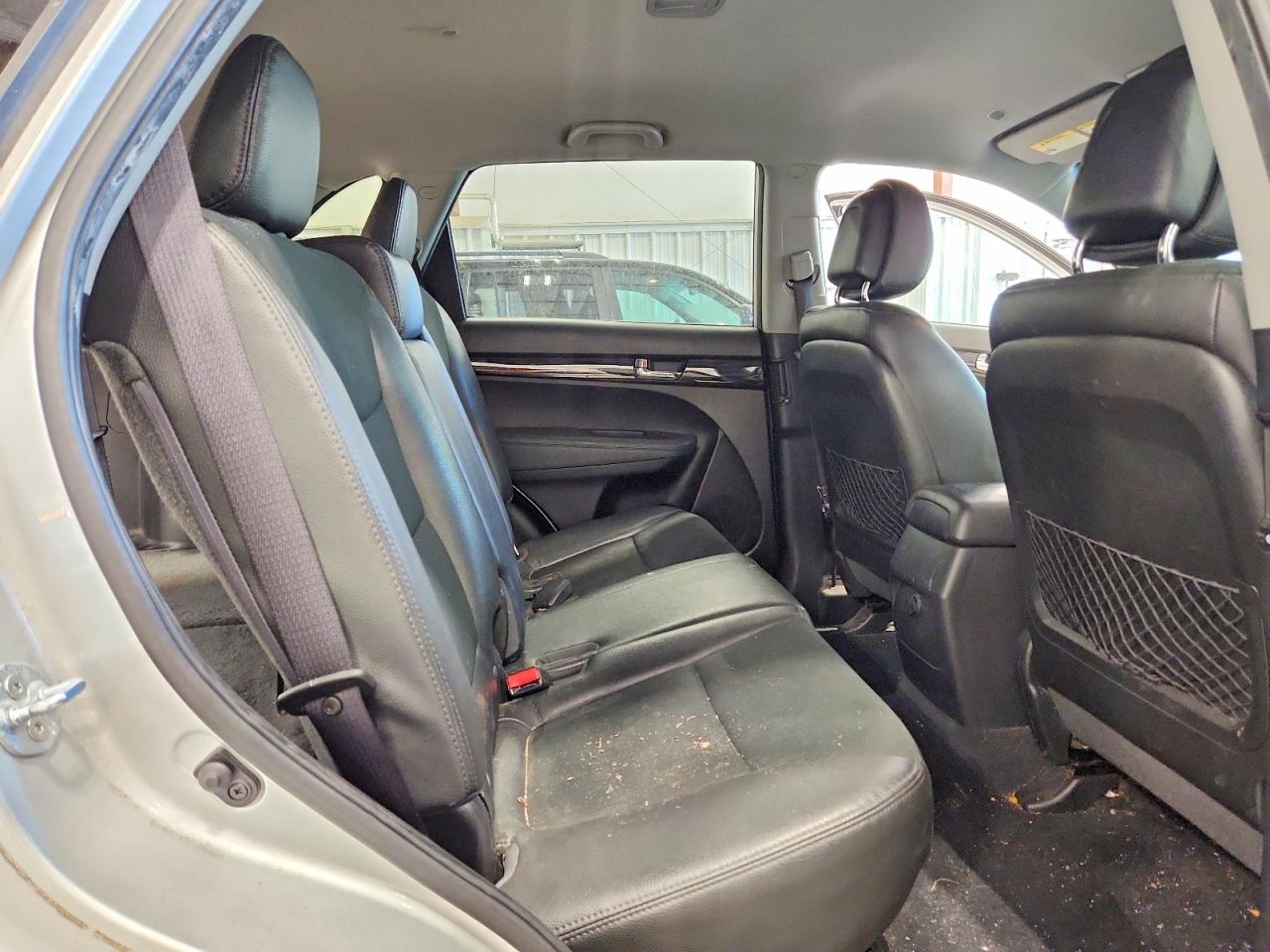 2011 Kia Sorento Ex Silver vin: 5XYKUDA28BG061193