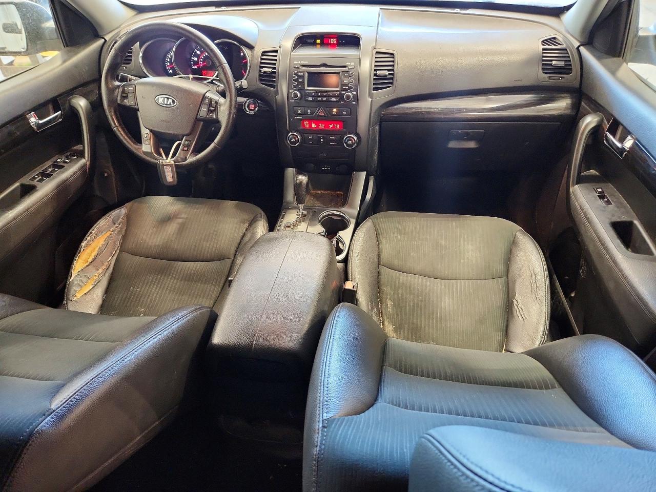 2011 Kia Sorento Ex Silver vin: 5XYKUDA28BG061193