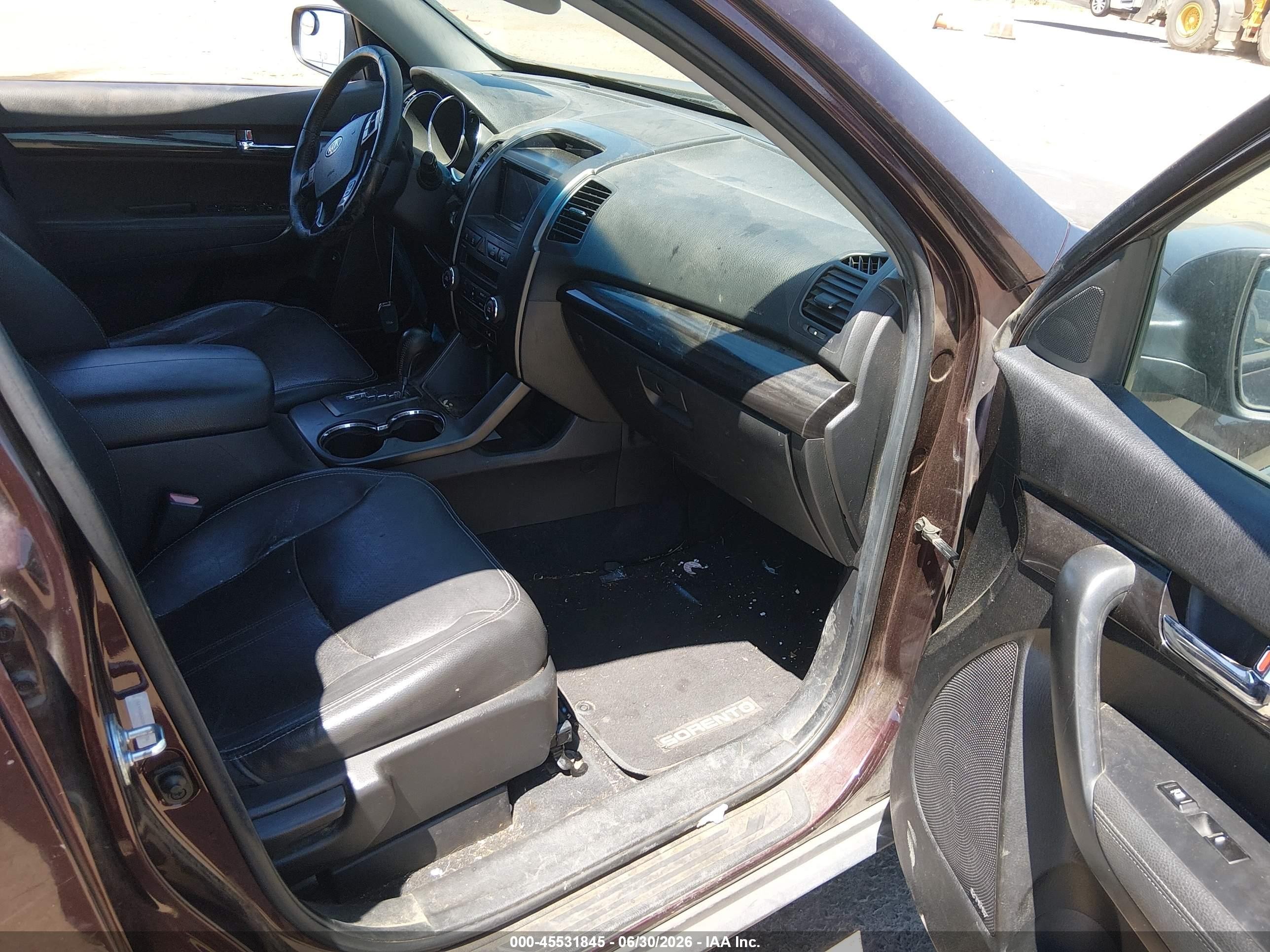 2011 Kia Sorento Ex V6 Maroon vin: 5XYKUDA28BG151878