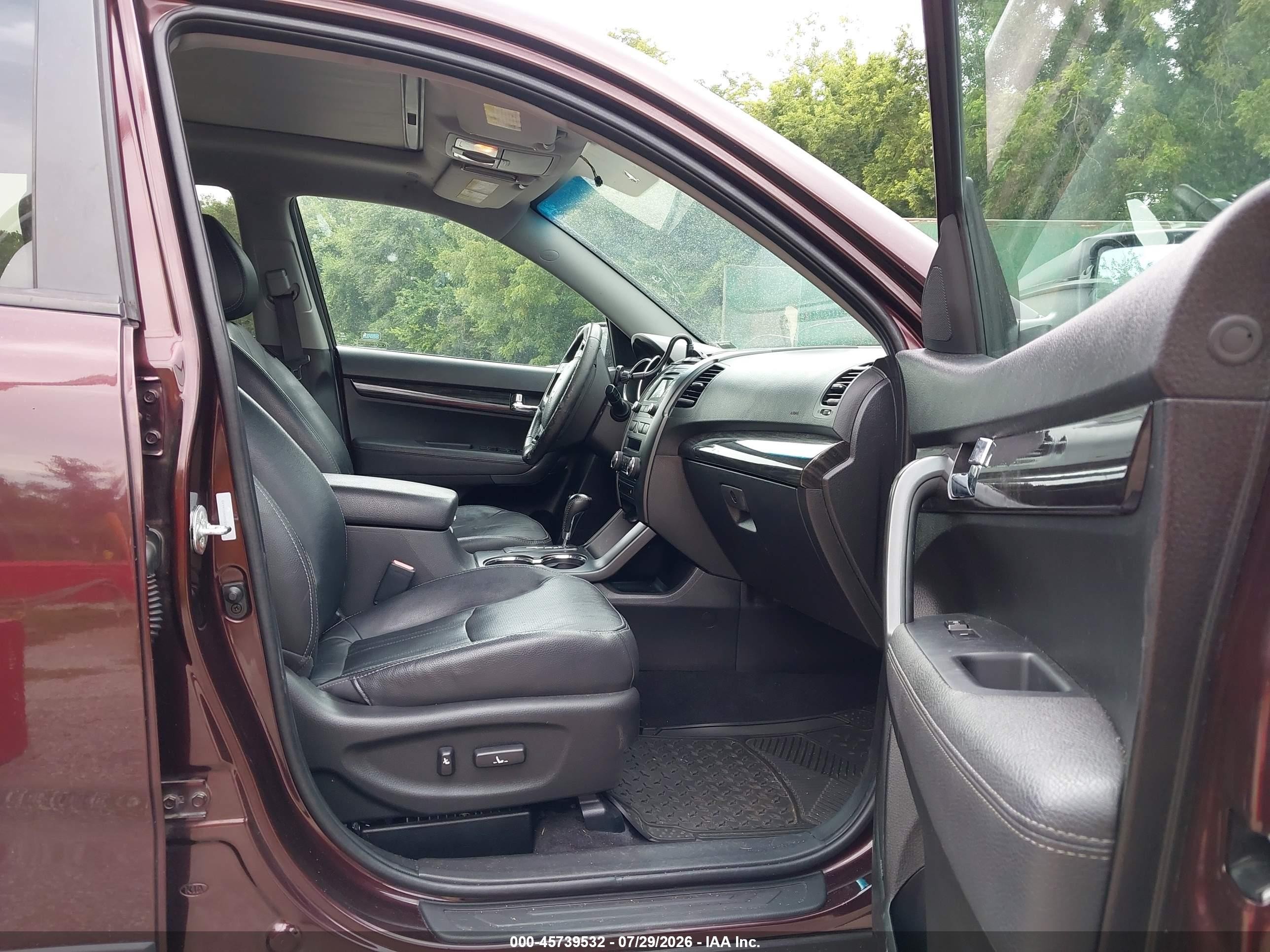 2012 Kia Sorento Ex V6 Maroon vin: 5XYKUDA28CG188043