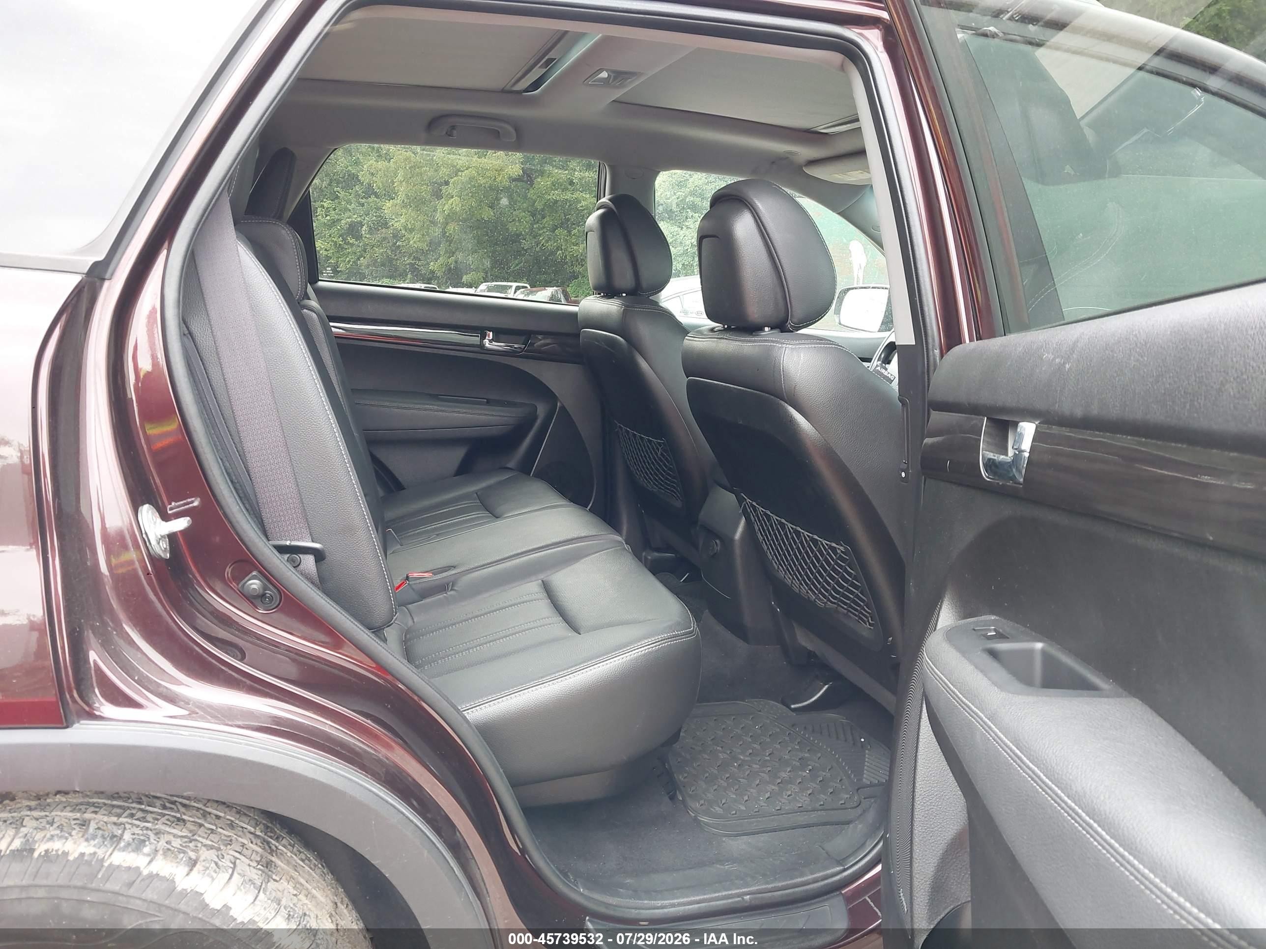 2012 Kia Sorento Ex V6 Maroon vin: 5XYKUDA28CG188043