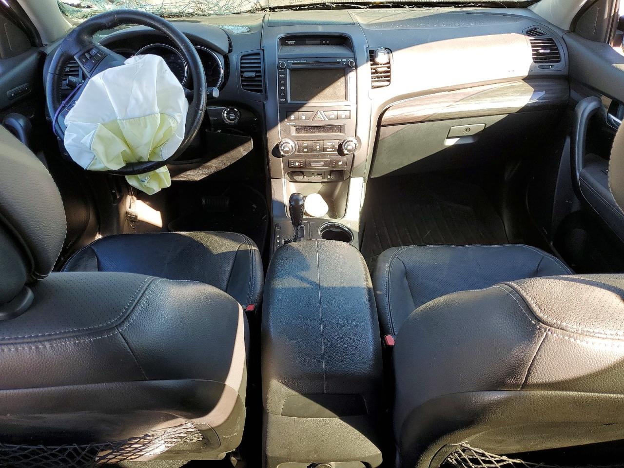2012 Kia Sorento Black vin: 5XYKUDA28CG191654