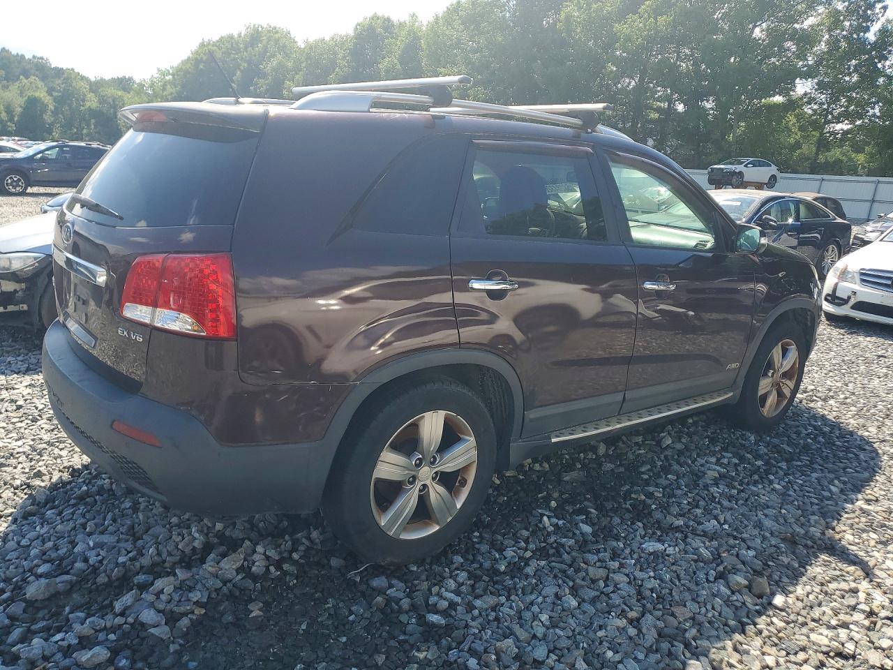 2013 Kia Sorento Ex Burgundy vin: 5XYKUDA28DG362615