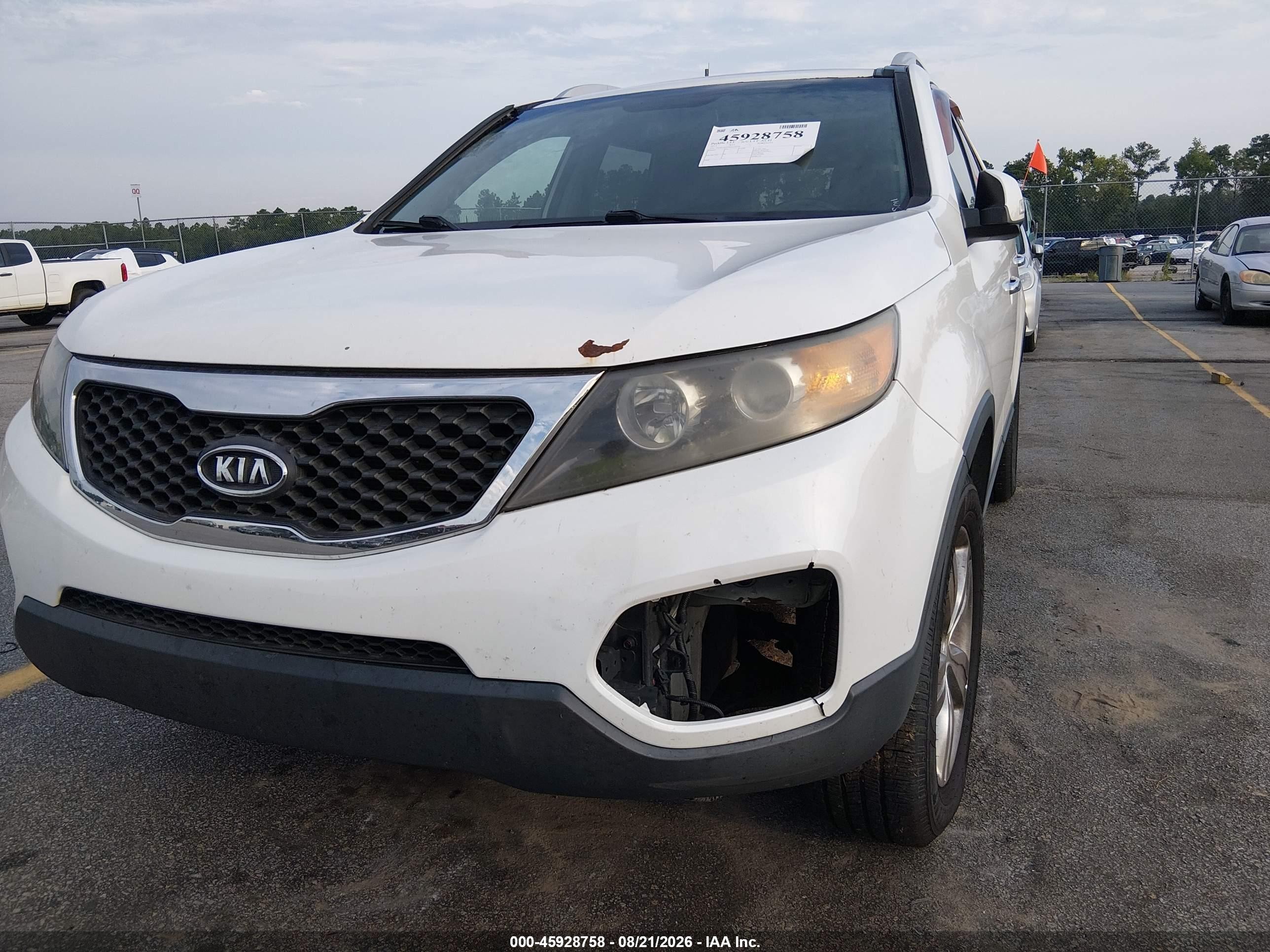 2013 Kia Sorento Ex V6 White vin: 5XYKUDA28DG370794
