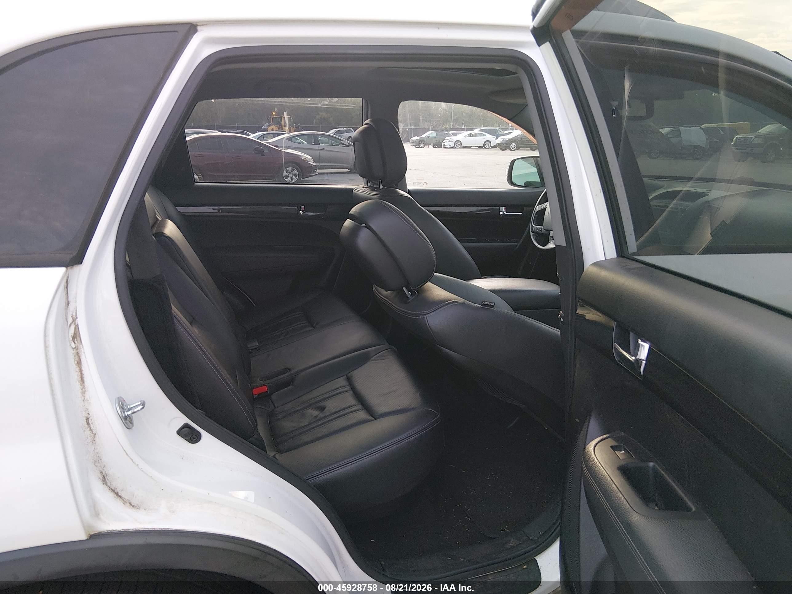2013 Kia Sorento Ex V6 White vin: 5XYKUDA28DG370794