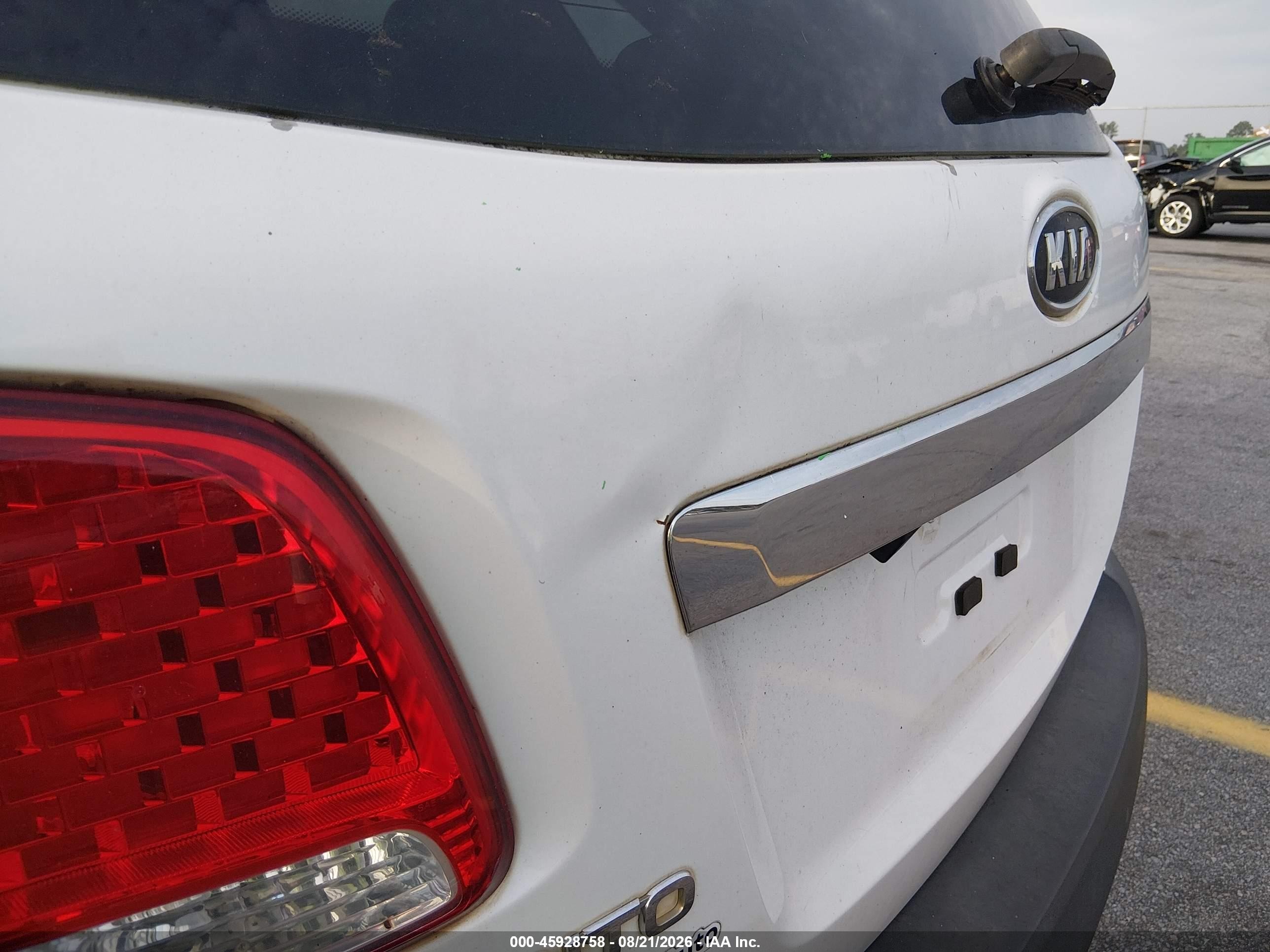 2013 Kia Sorento Ex V6 White vin: 5XYKUDA28DG370794