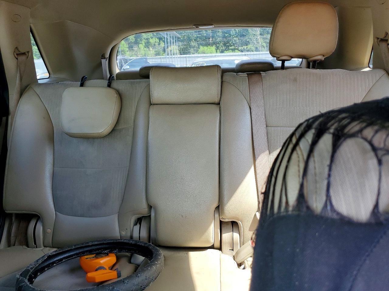 2011 Kia Sorento Ex White vin: 5XYKUDA29BG153851