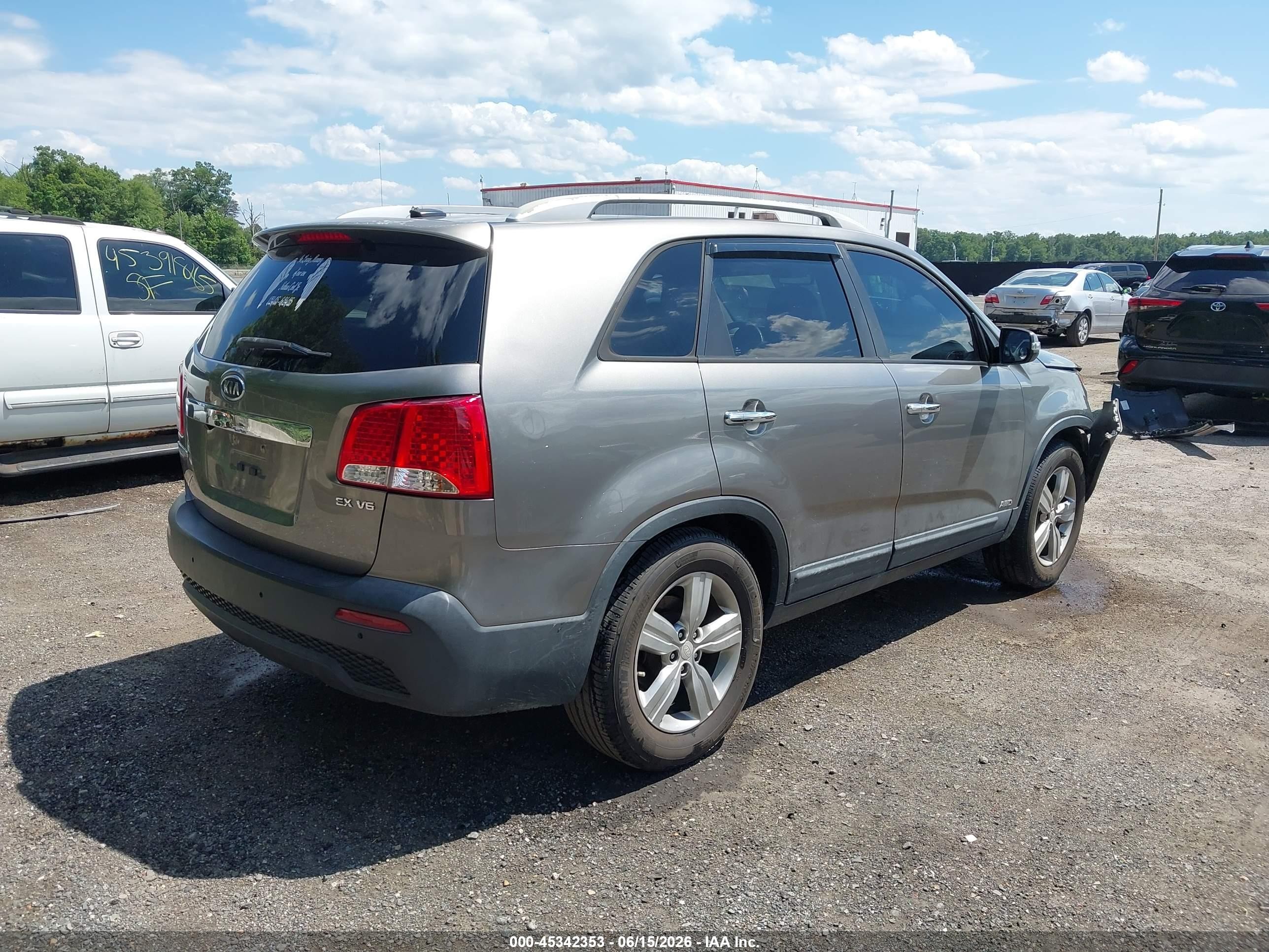 2013 Kia Sorento Ex V6 Gold vin: 5XYKUDA29DG319711
