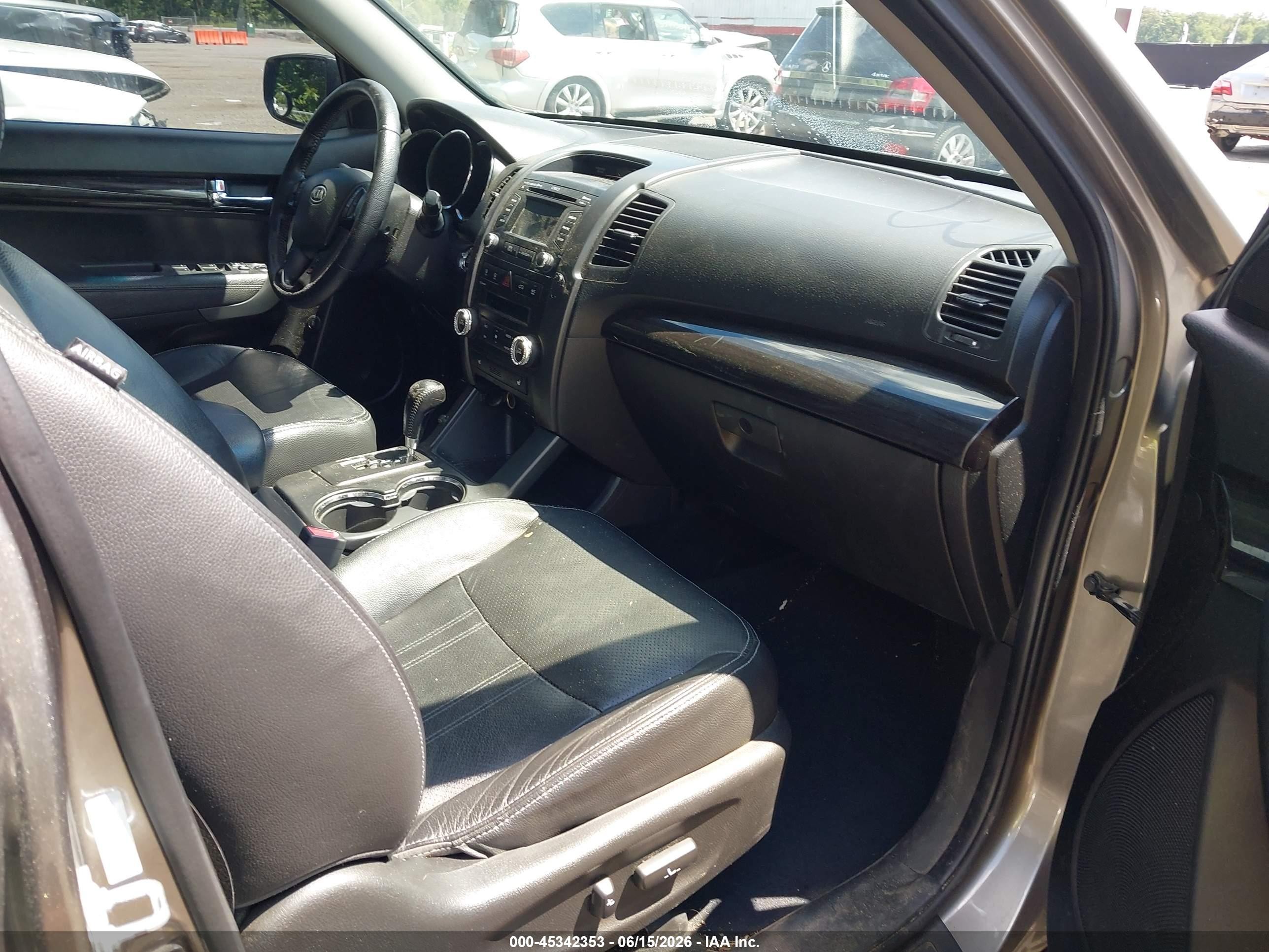 2013 Kia Sorento Ex V6 Gold vin: 5XYKUDA29DG319711