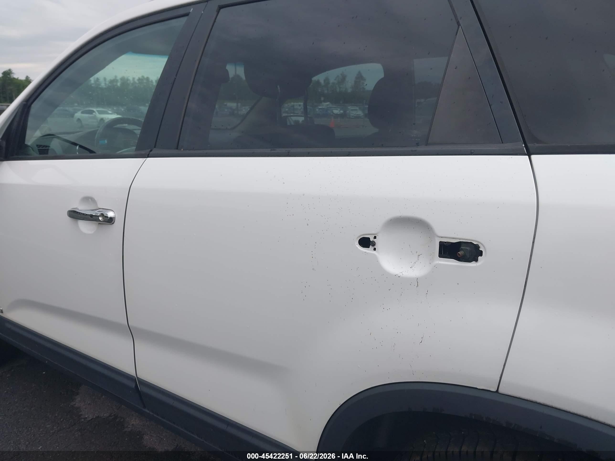 2011 Kia Sorento Ex V6 White vin: 5XYKUDA2XBG036666