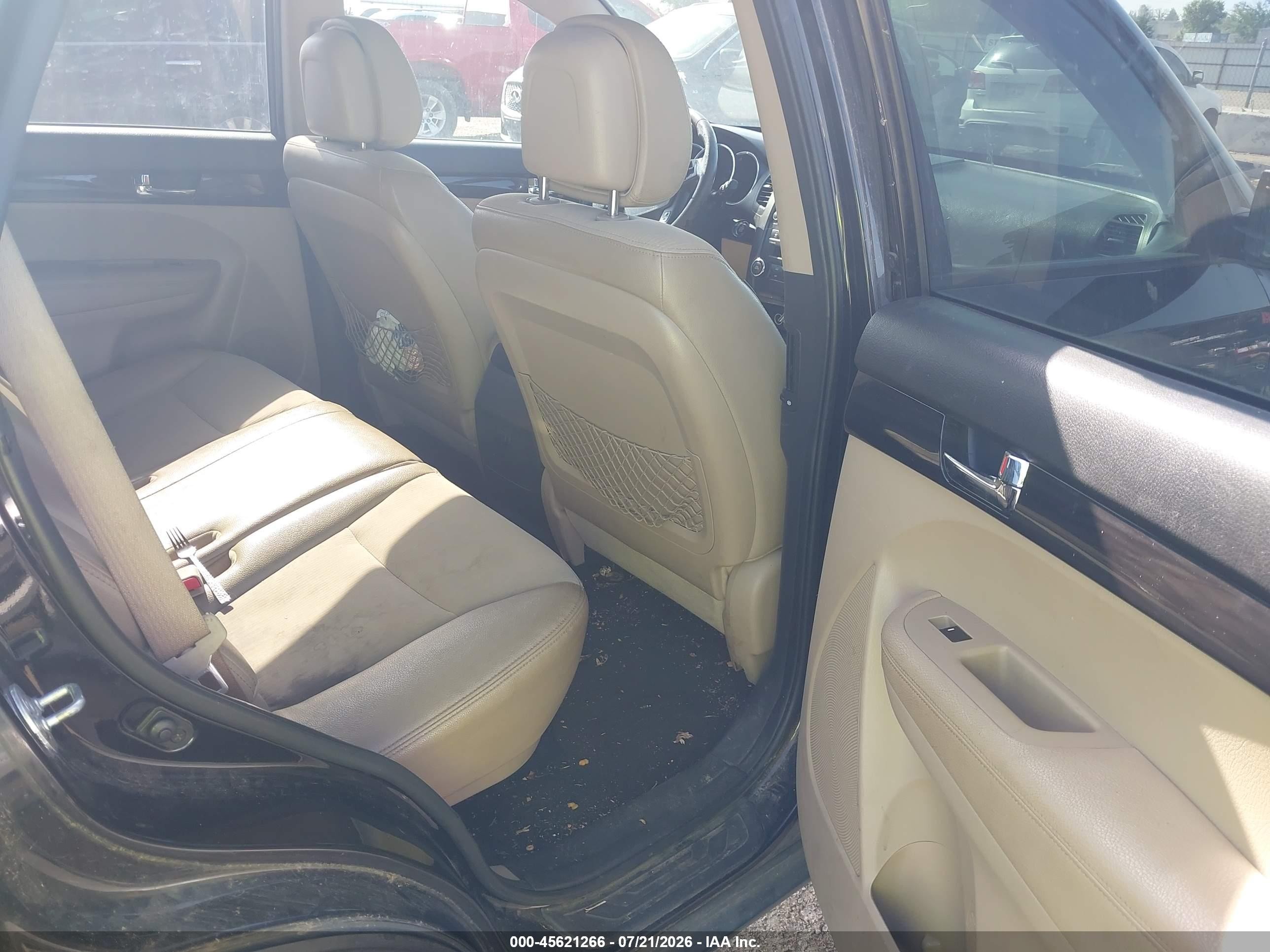 2011 Kia Sorento Ex V6 Black vin: 5XYKUDA2XBG123015