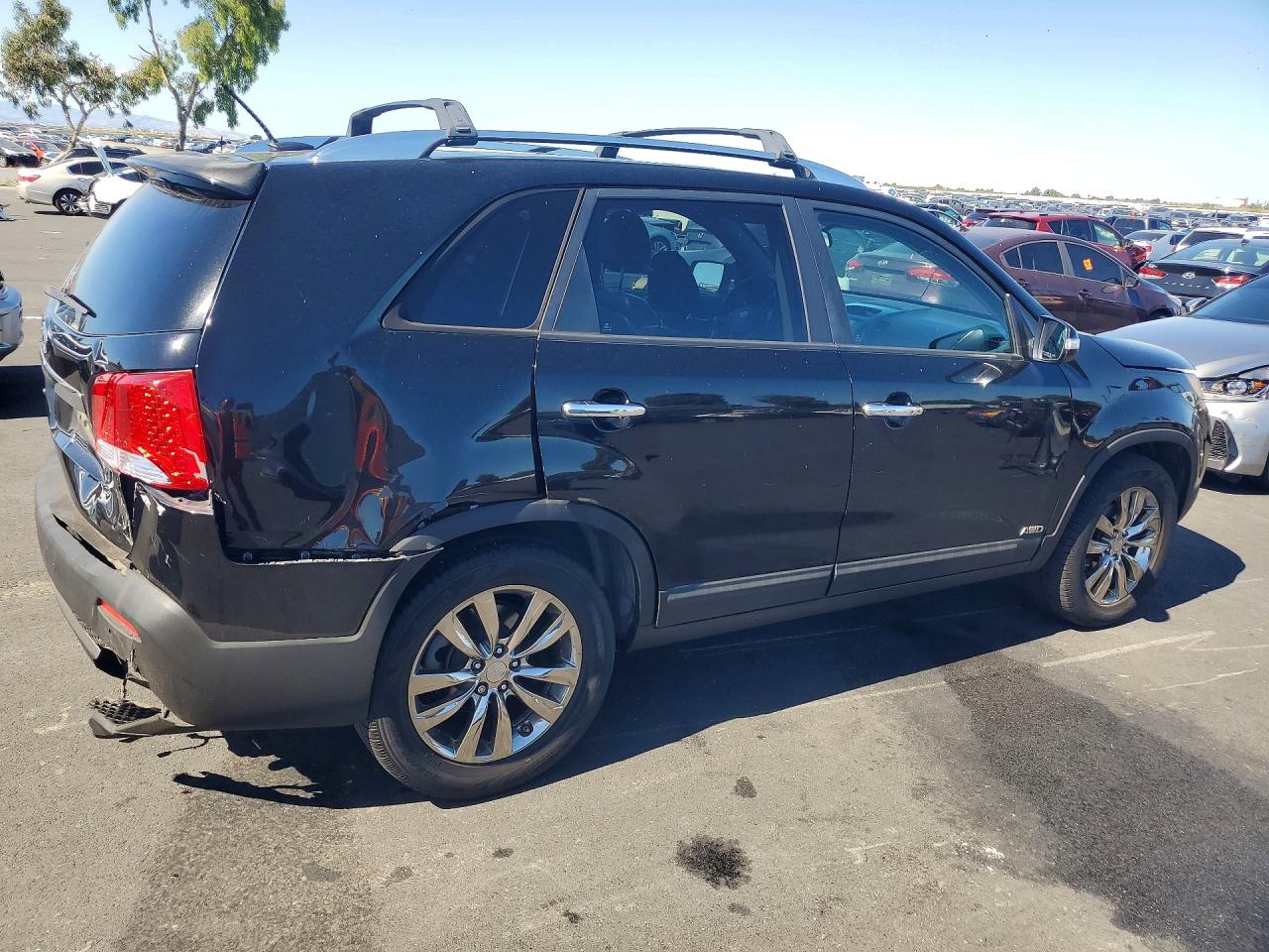 2011 Kia Sorento Ex Черный vin: 5XYKUDA2XBG135133