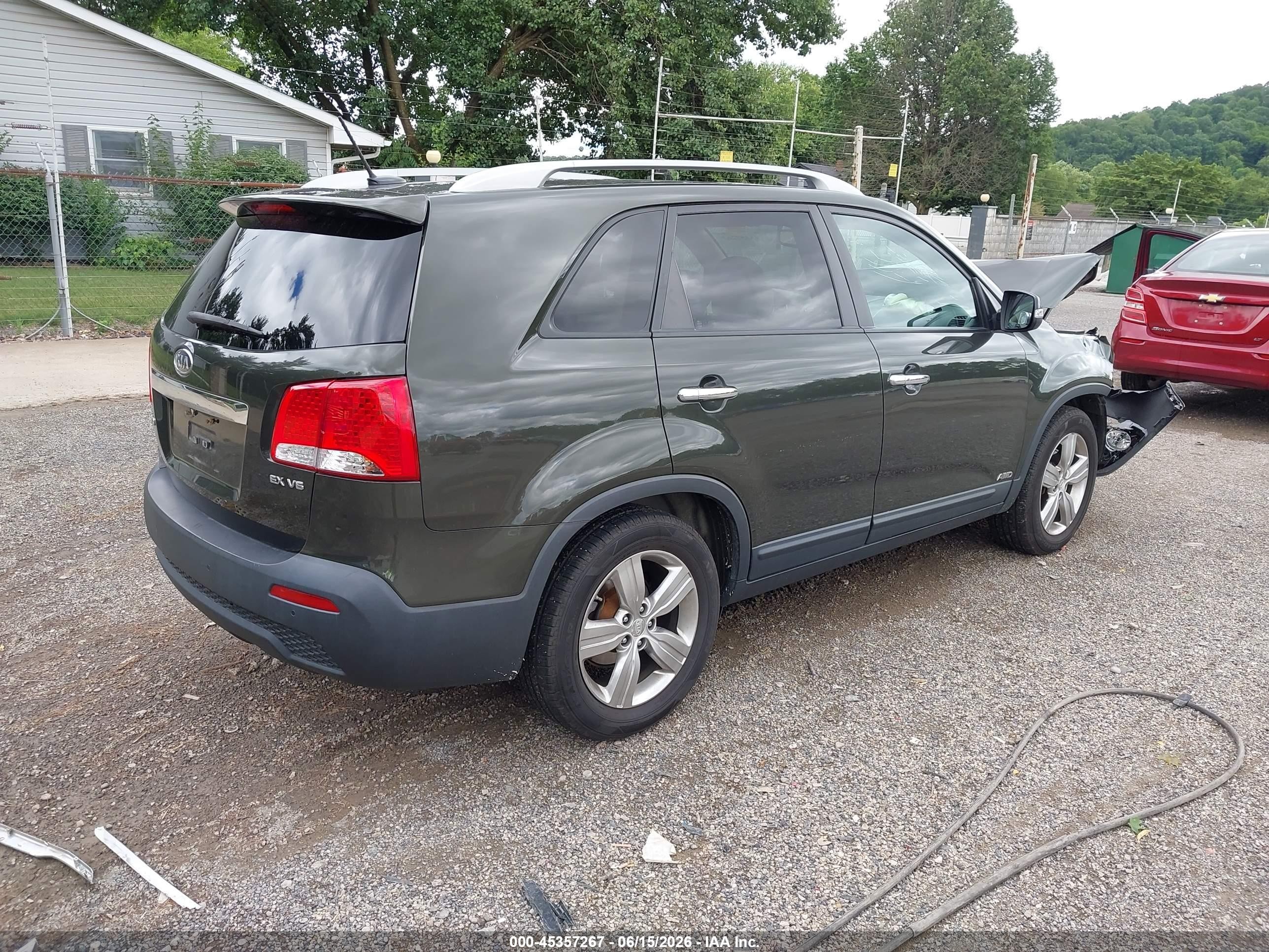 2012 Kia Sorento Ex V6 Зеленый vin: 5XYKUDA2XCG189890