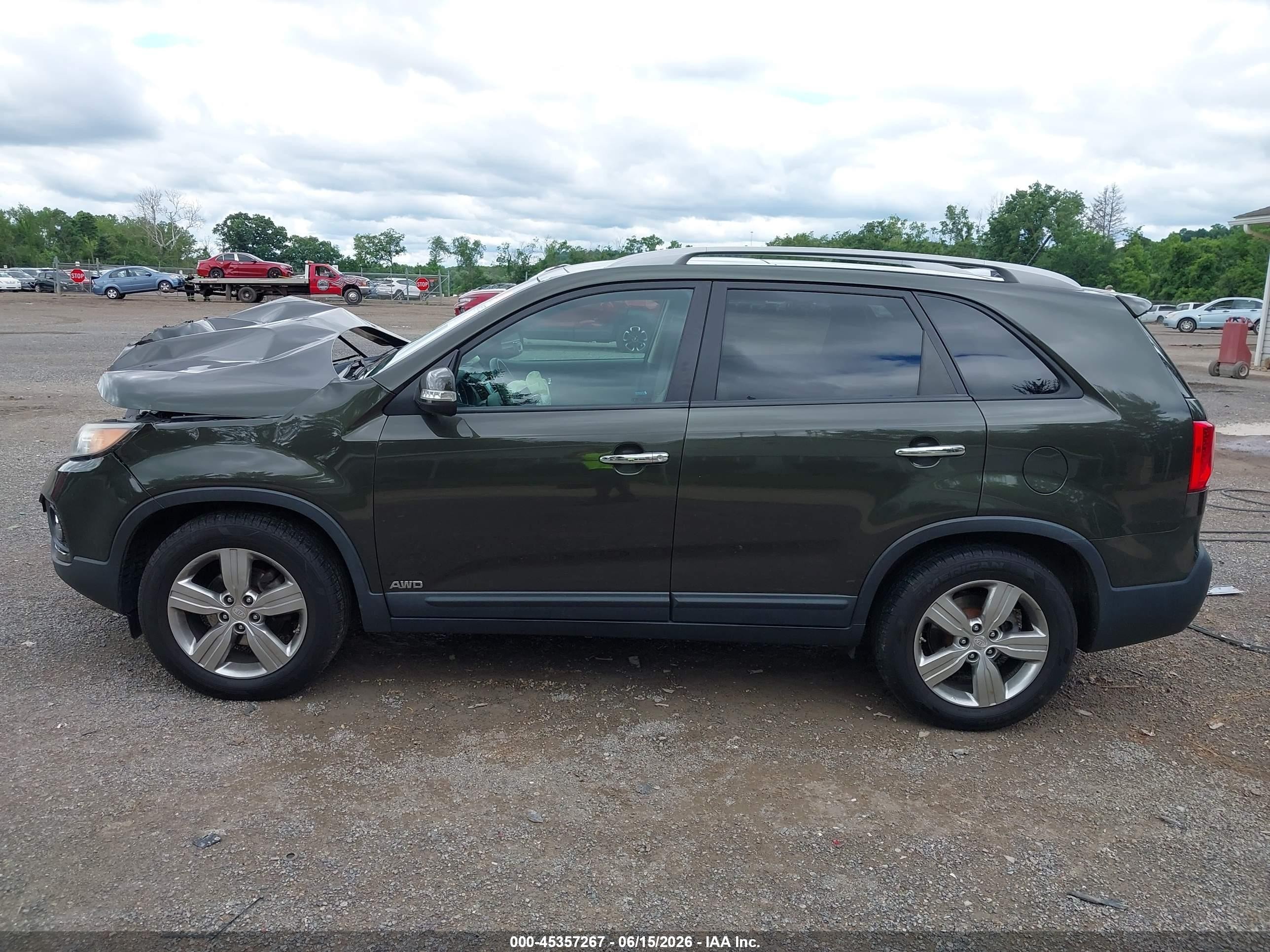 2012 Kia Sorento Ex V6 Зеленый vin: 5XYKUDA2XCG189890