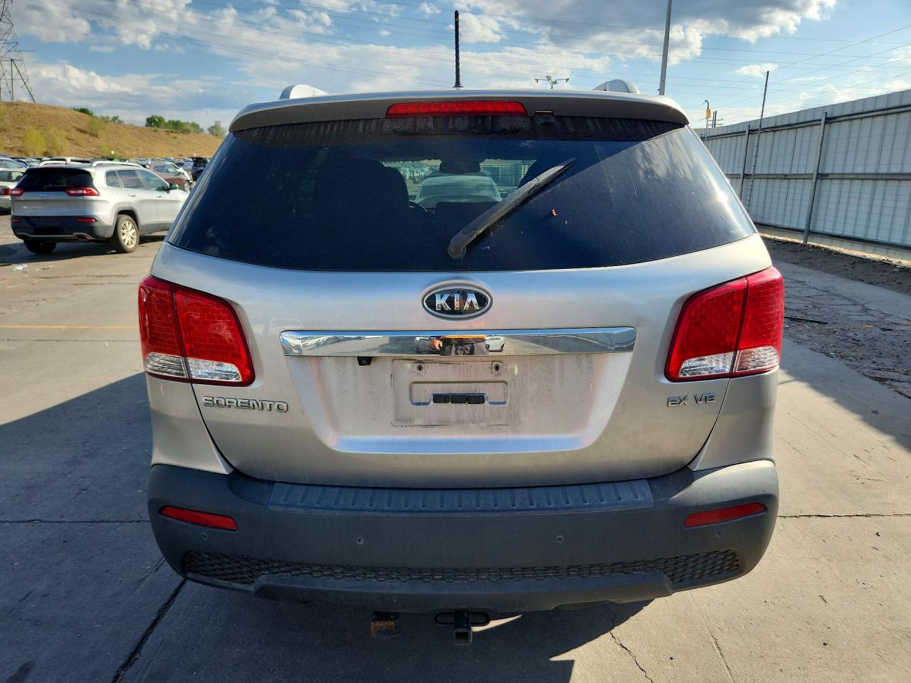 2013 Kia Sorento Ex Silver vin: 5XYKUDA2XDG336985