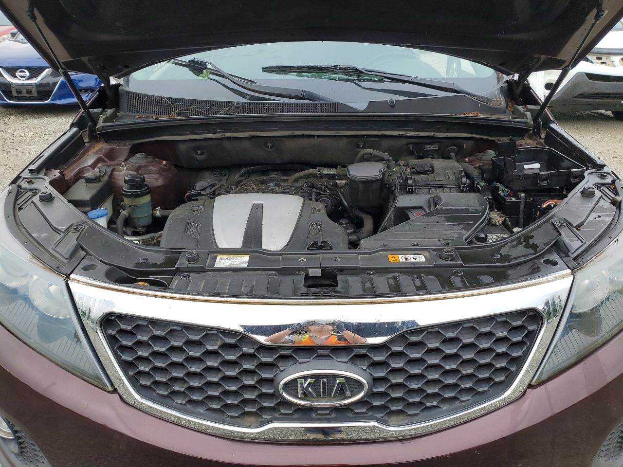 2013 Kia Sorento Ex Maroon vin: 5XYKUDA2XDG346612