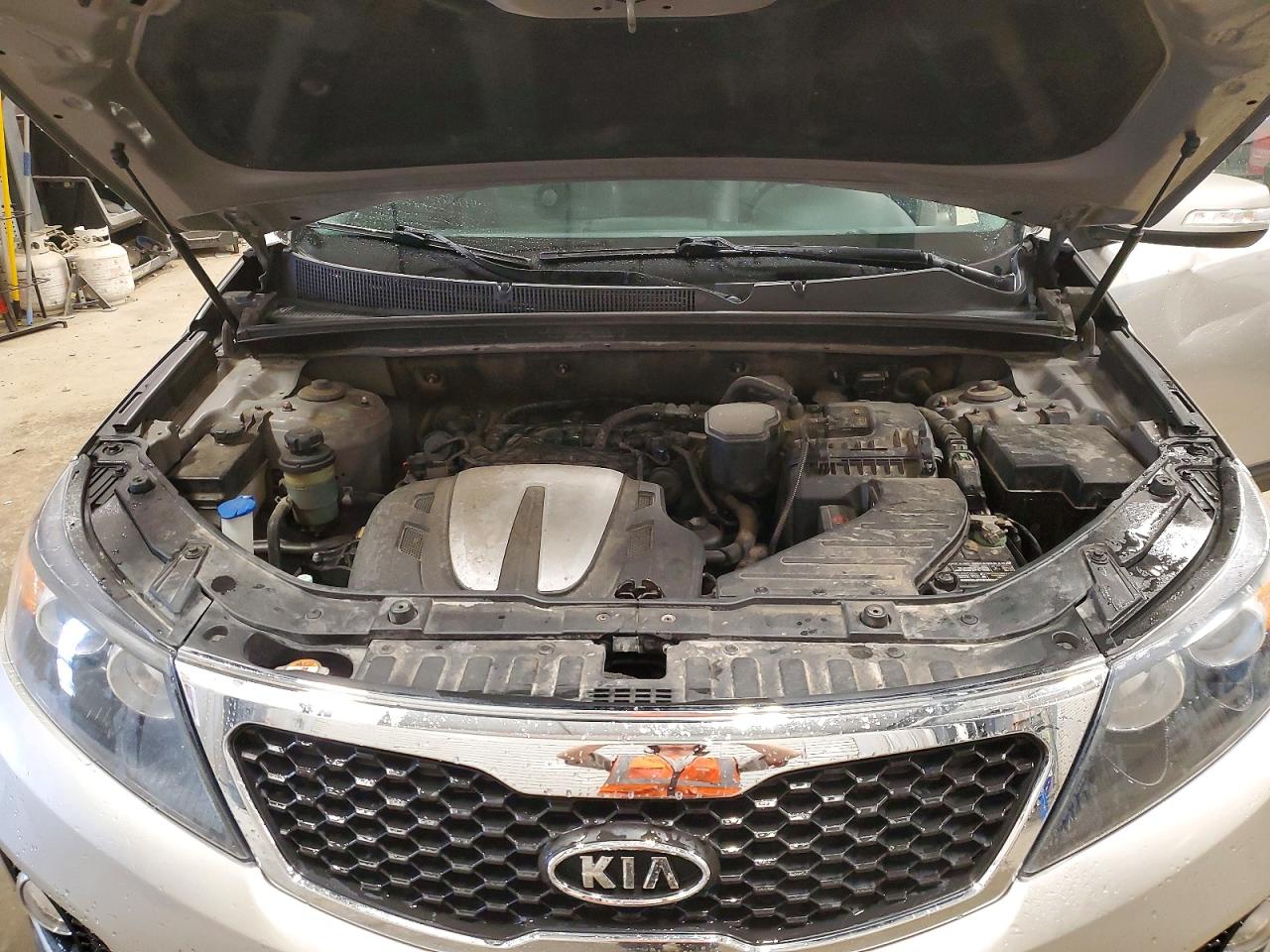2013 Kia Sorento Ex Silver vin: 5XYKUDA2XDG391338