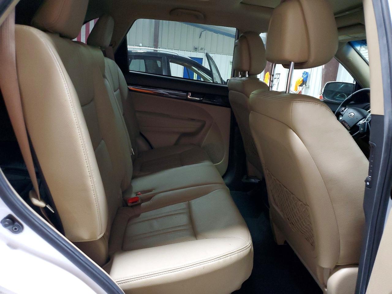 2013 Kia Sorento Ex White vin: 5XYKUDA2XDG412852