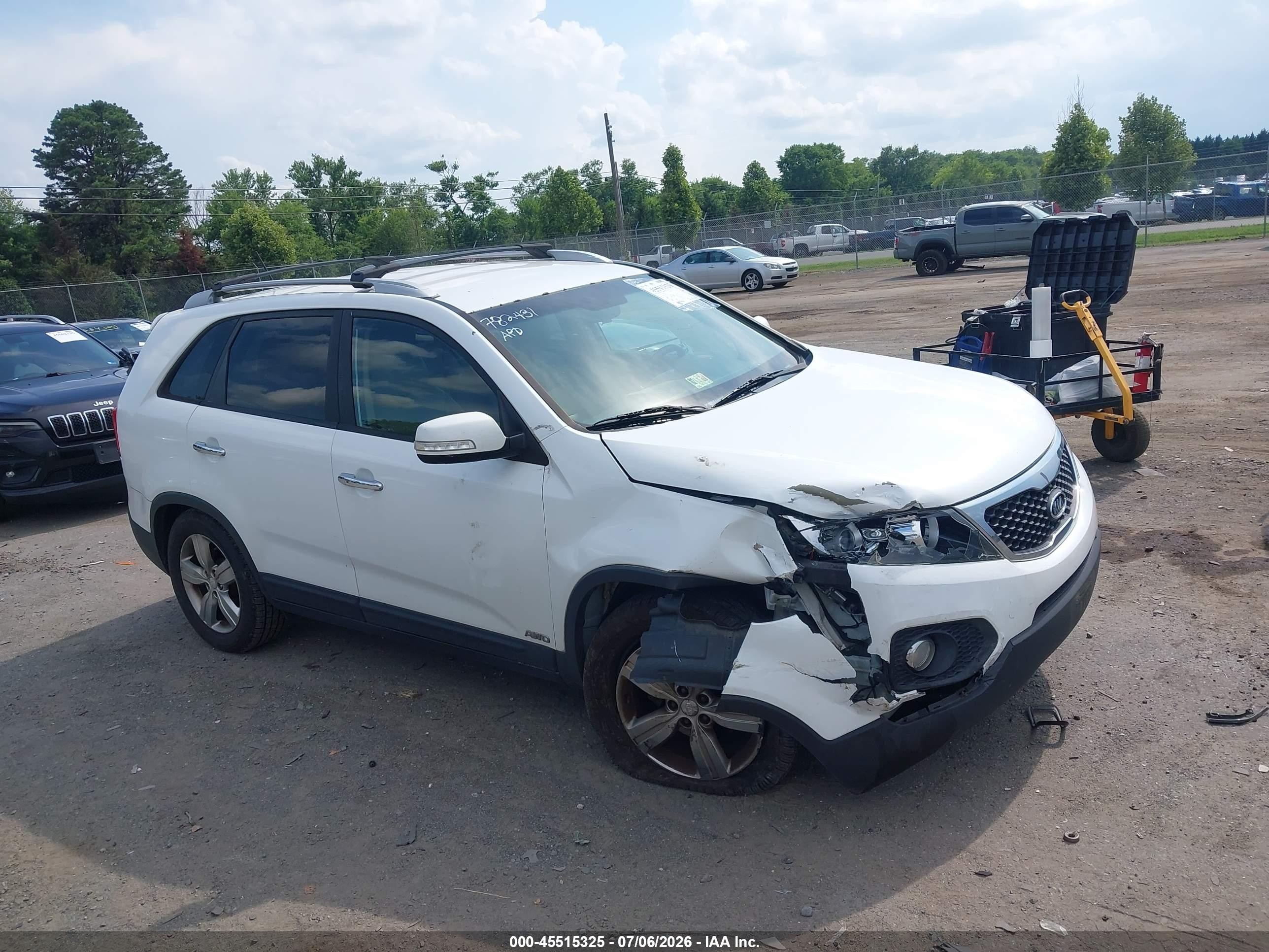 2013 Kia Sorento Ex Белый vin: 5XYKUDA69DG353716