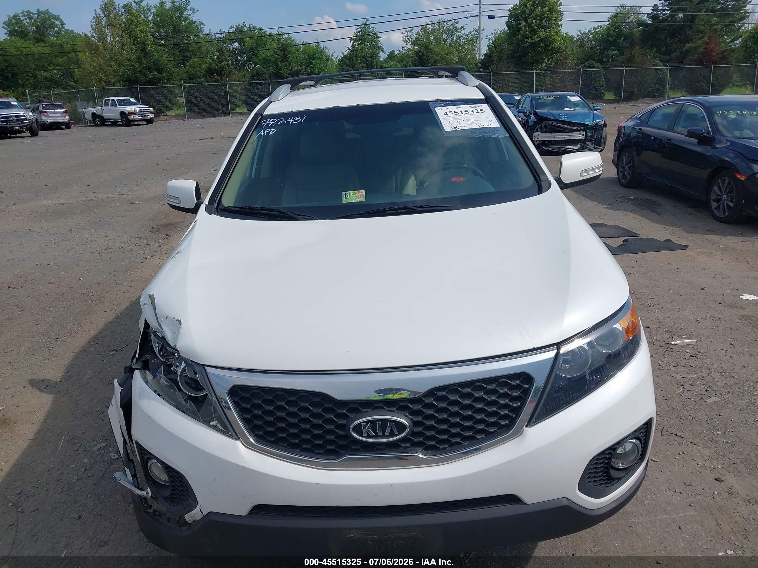 2013 Kia Sorento Ex White vin: 5XYKUDA69DG353716