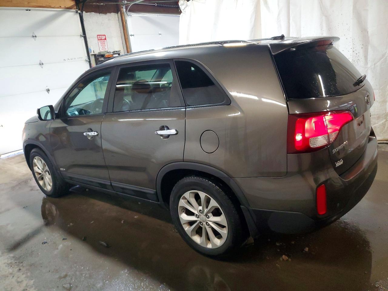 2015 Kia Sorento Ex Brown vin: 5XYKUDA79FG621806