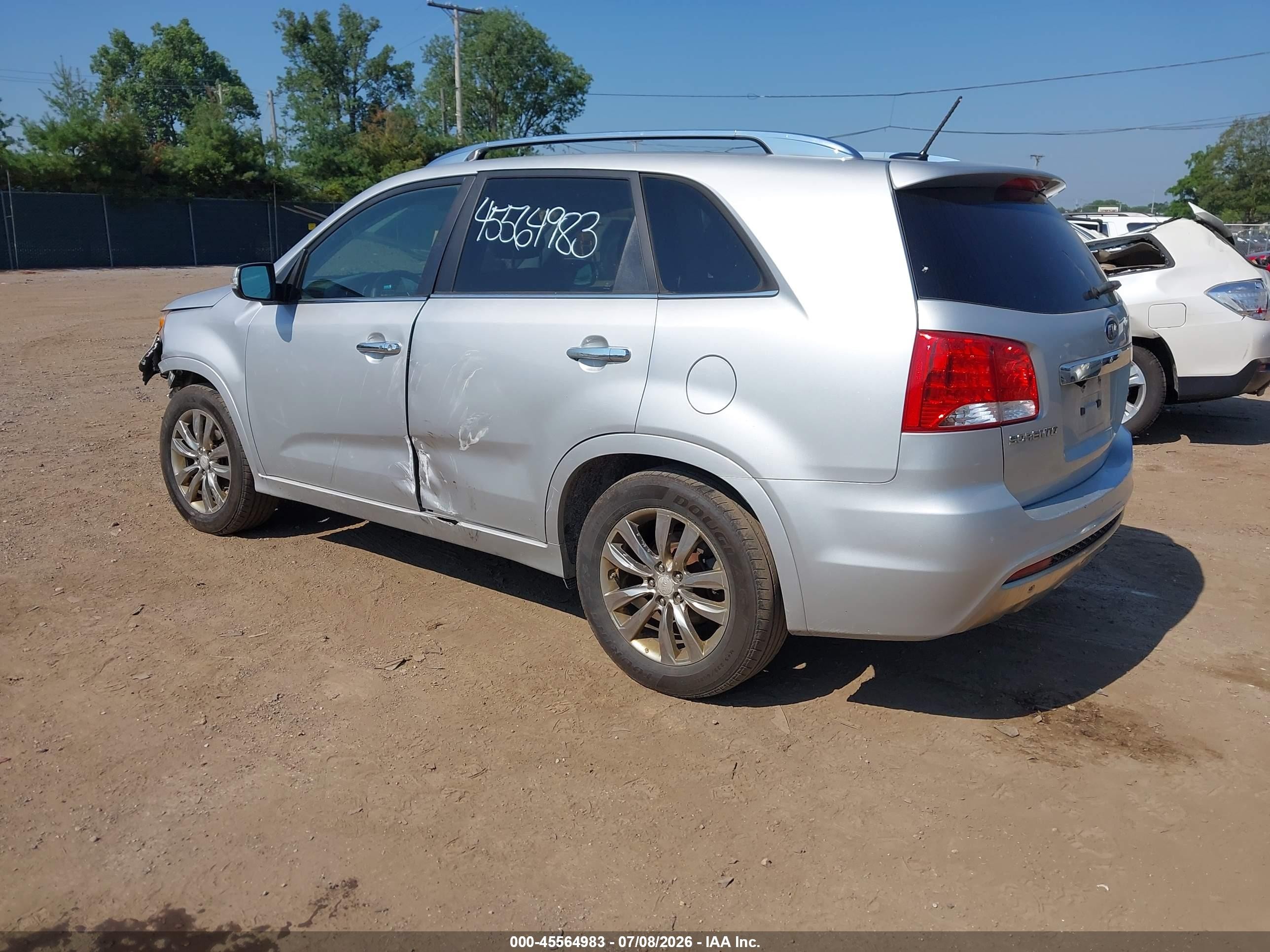 2011 Kia Sorento Sx V6 Серебряный vin: 5XYKW4A20BG093761