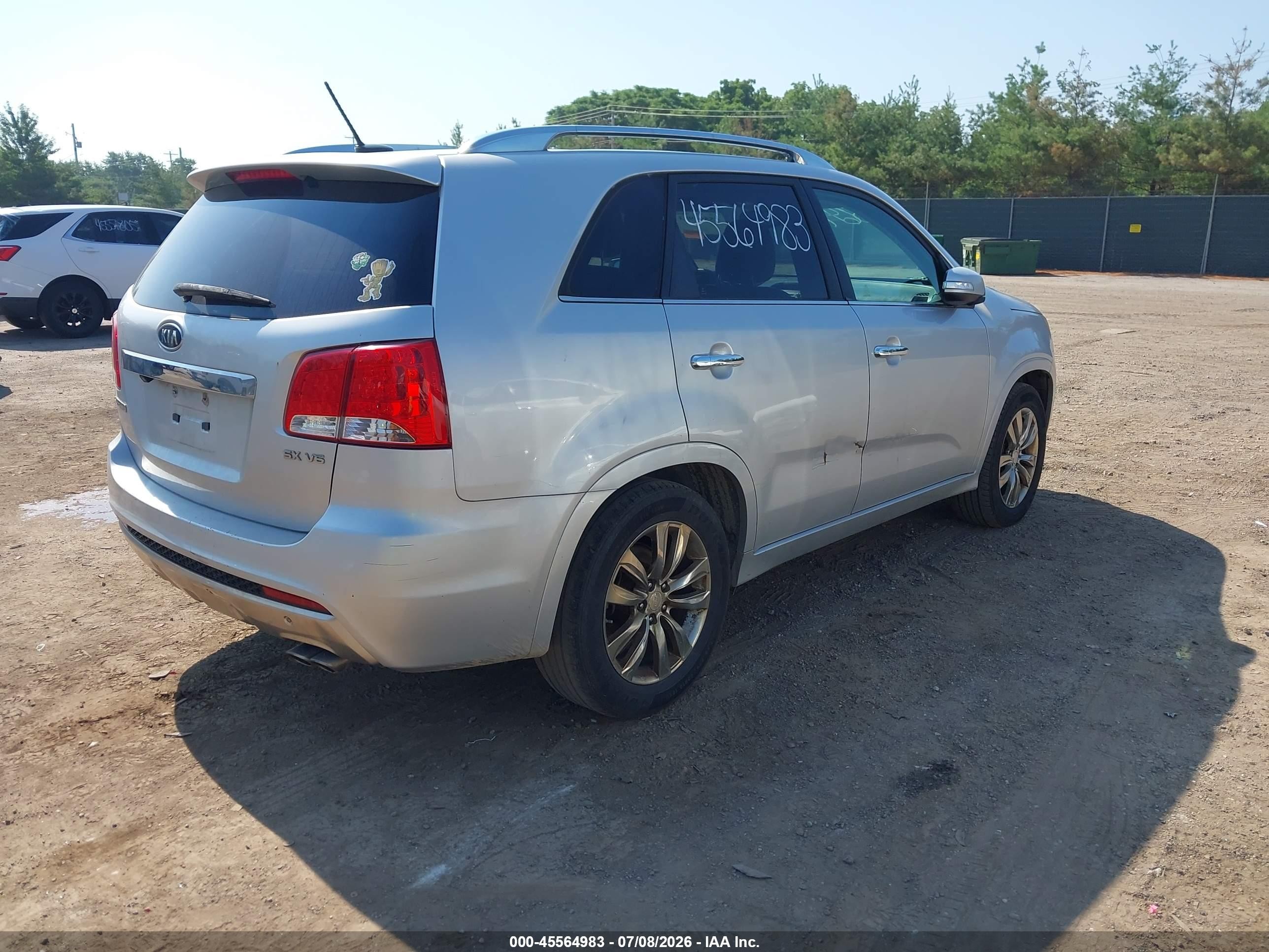 2011 Kia Sorento Sx V6 Серебряный vin: 5XYKW4A20BG093761