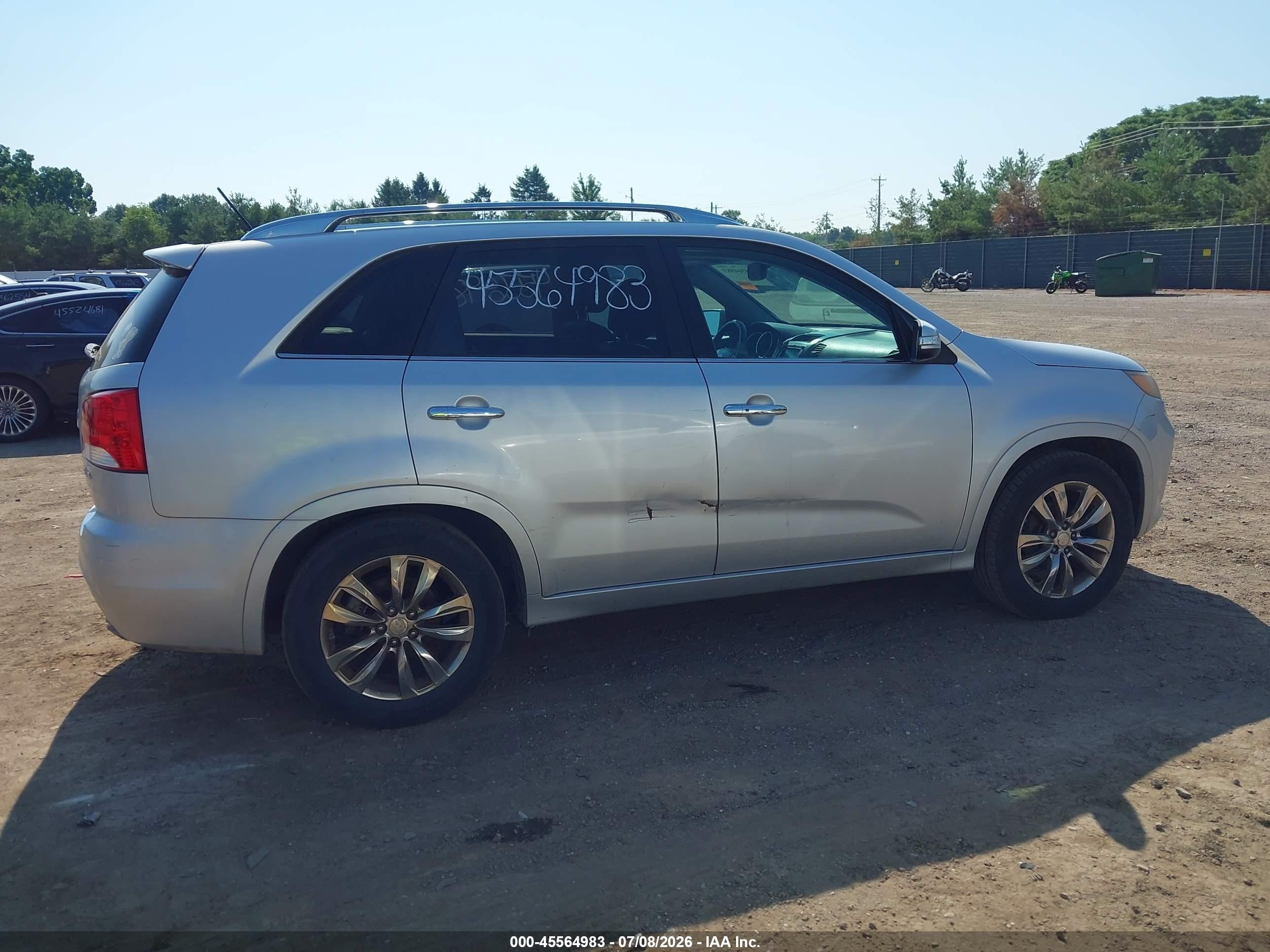 2011 Kia Sorento Sx V6 Серебряный vin: 5XYKW4A20BG093761