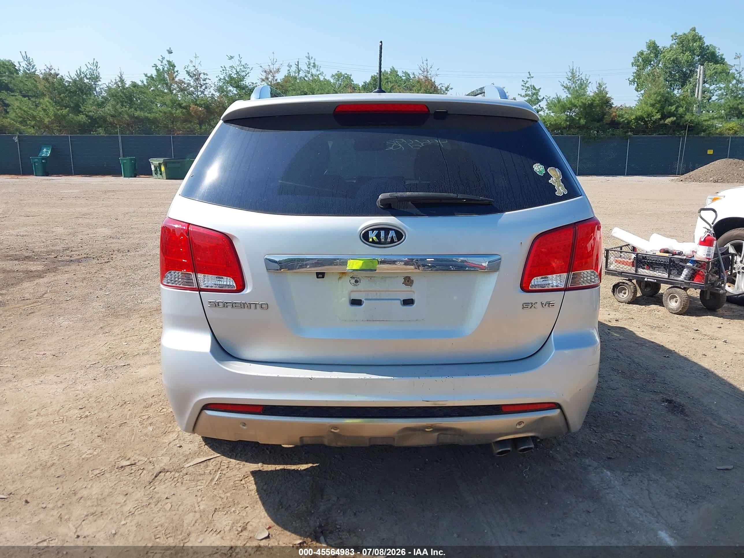 2011 Kia Sorento Sx V6 Серебряный vin: 5XYKW4A20BG093761