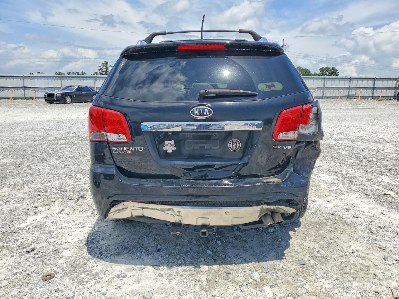 2011 Kia Sorento Sx Черный vin: 5XYKW4A21BG173151