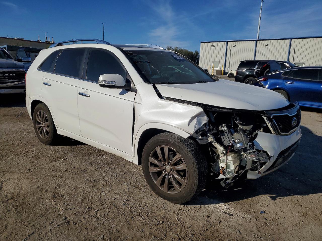 2013 Kia Sorento Sx Белый vin: 5XYKW4A22DG366573