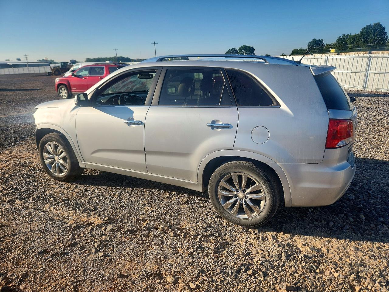 2013 Kia Sorento Sx Серебряный vin: 5XYKW4A22DG377590