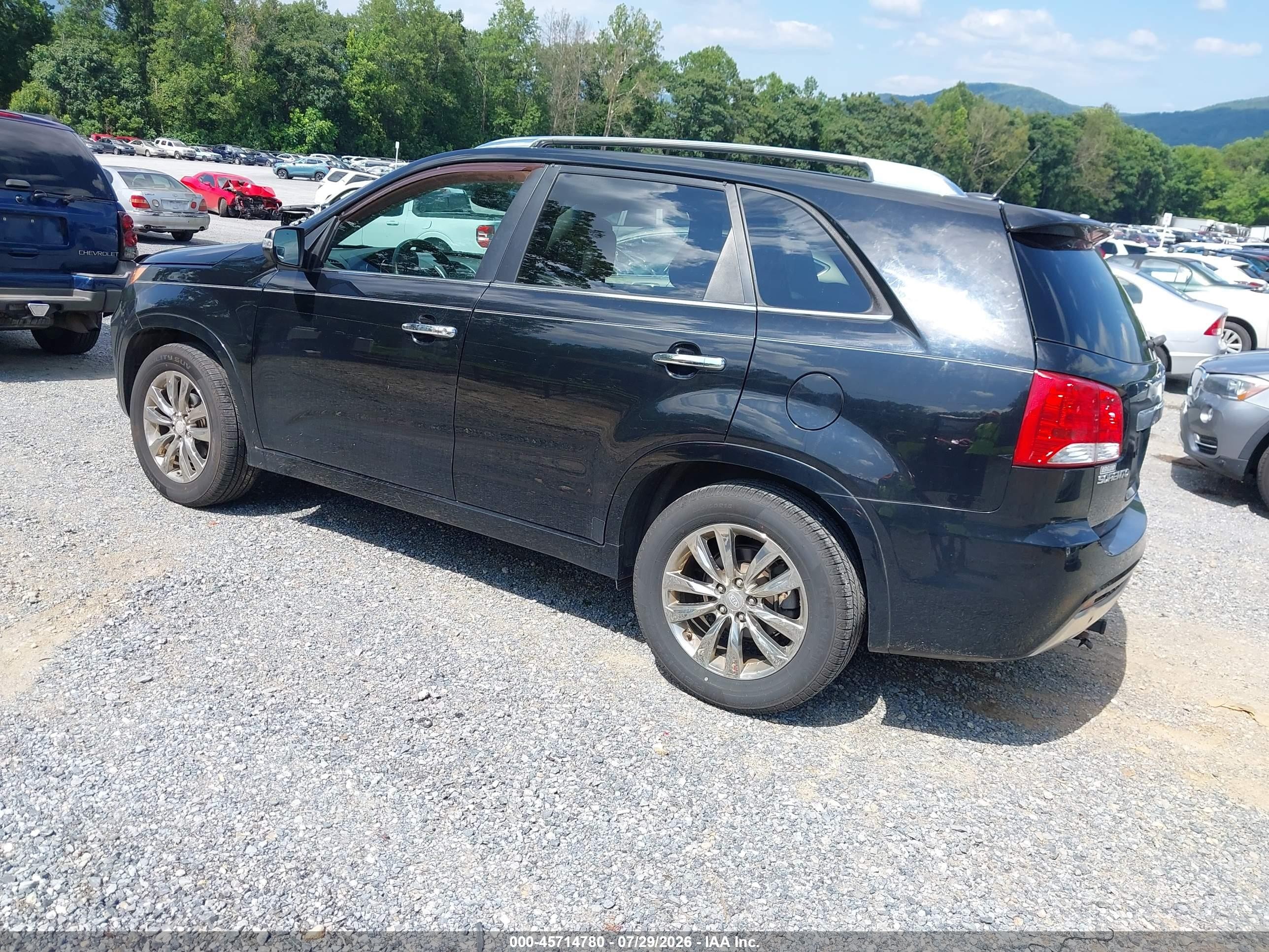 2011 Kia Sorento Sx V6 Black vin: 5XYKW4A23BG120399