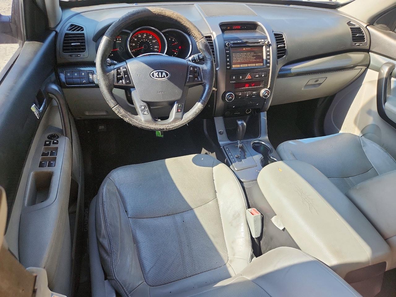 2011 Kia Sorento Sx Черный vin: 5XYKW4A25BG164243