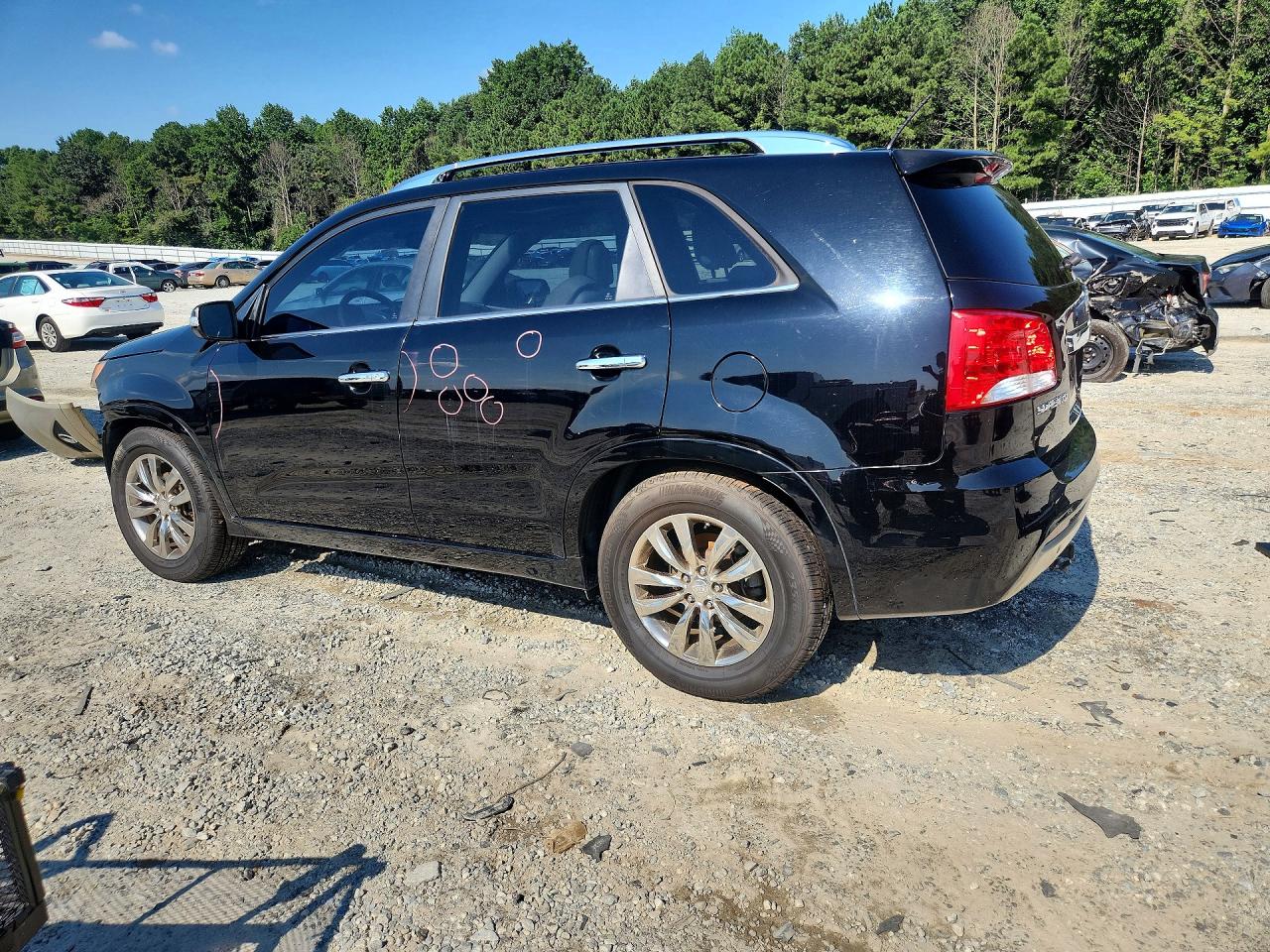 2011 Kia Sorento Sx Черный vin: 5XYKW4A25BG164243