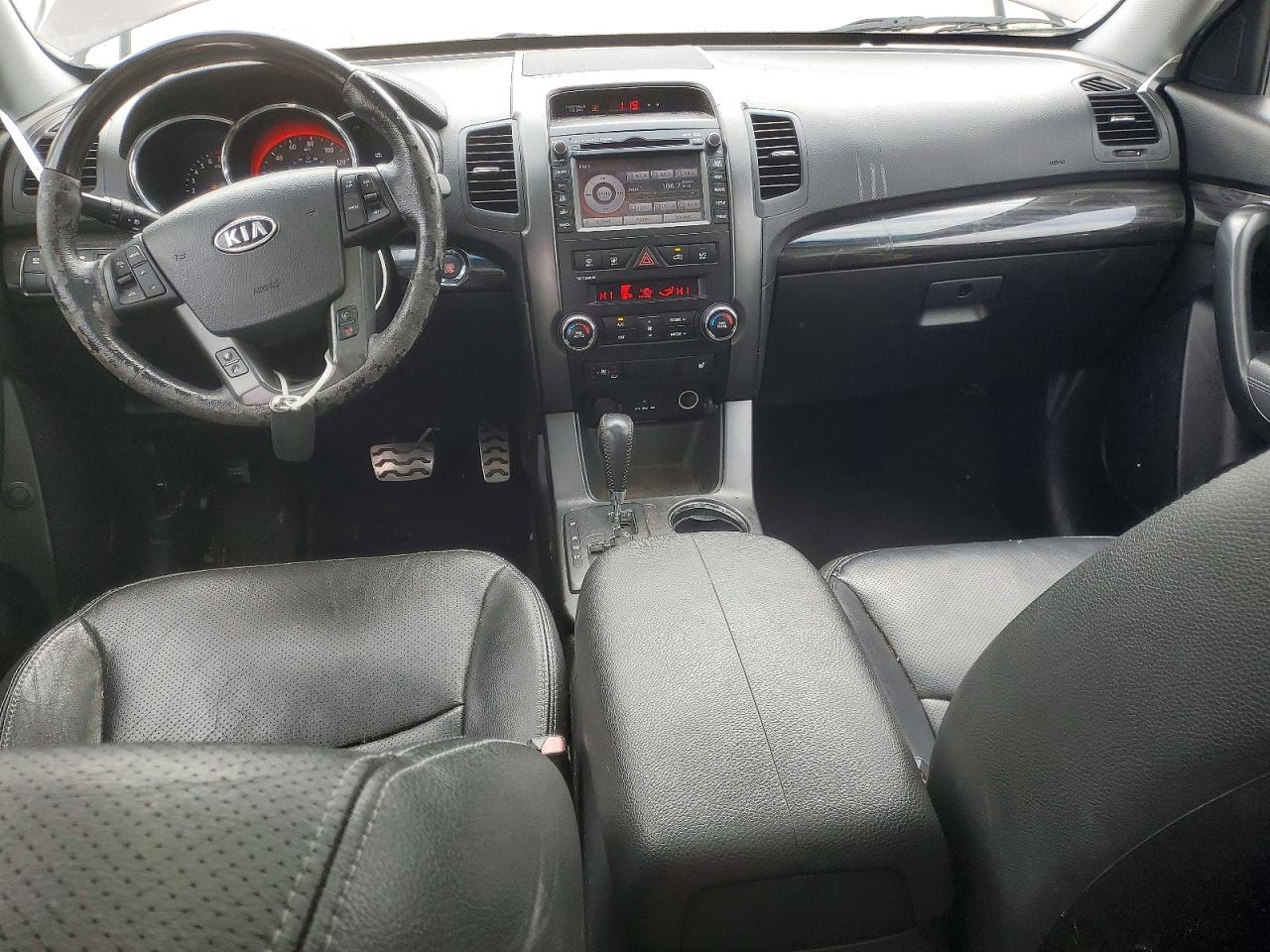 2012 Kia Sorento Maroon vin: 5XYKW4A25CG265820