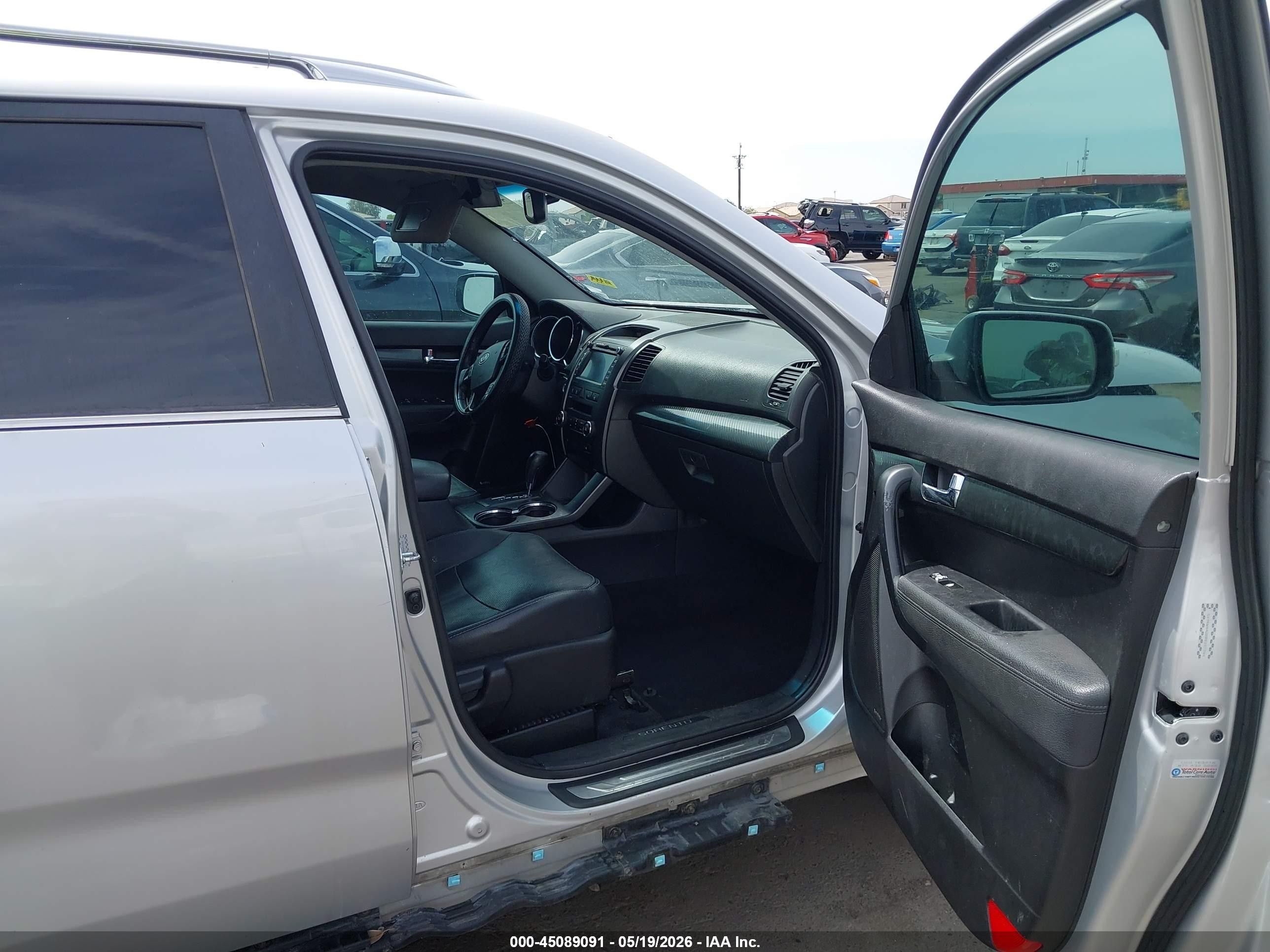 2011 Kia Sorento Sx V6 Silver vin: 5XYKW4A28BG107244