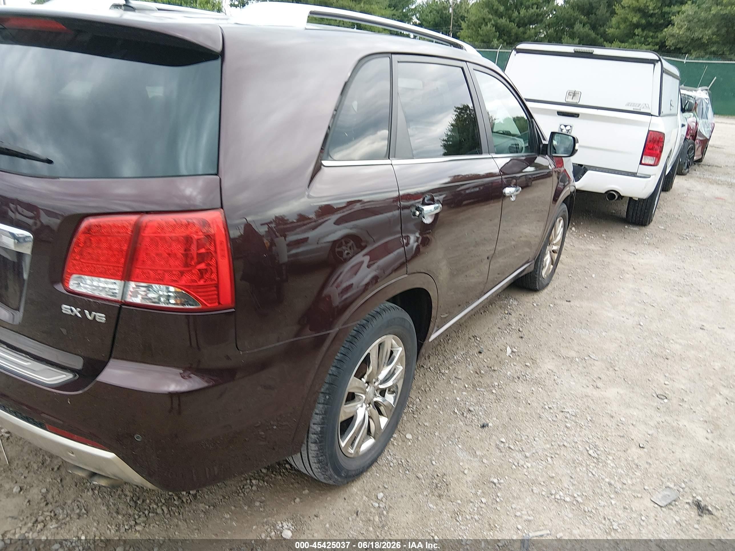 2013 Kia Sorento Sx Burgundy vin: 5XYKW4A29DG330685