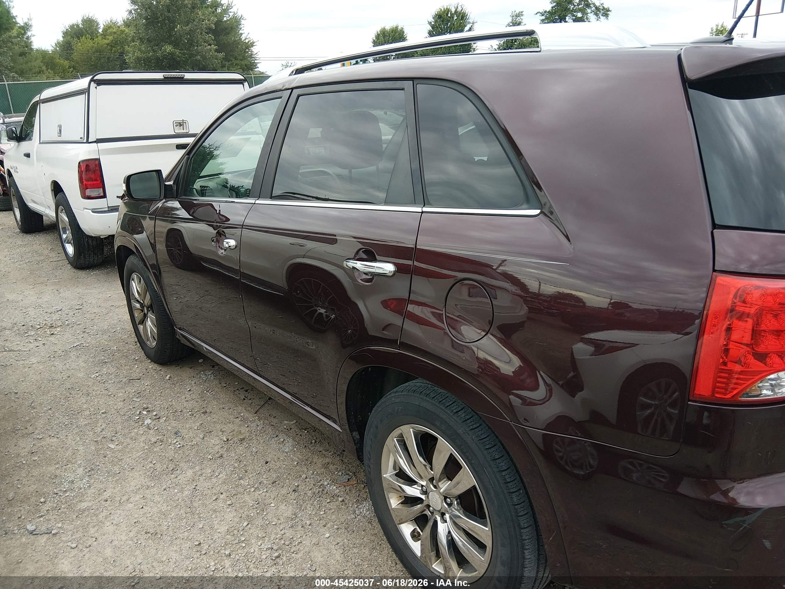 2013 Kia Sorento Sx Burgundy vin: 5XYKW4A29DG330685
