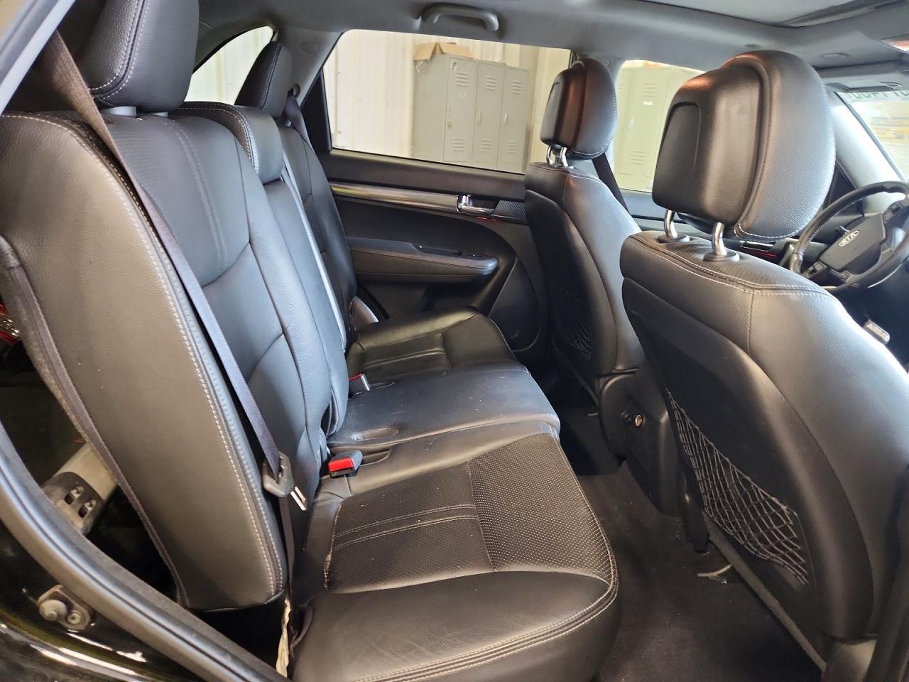 2011 Kia Sorento Sx Black vin: 5XYKW4A2XBG092942