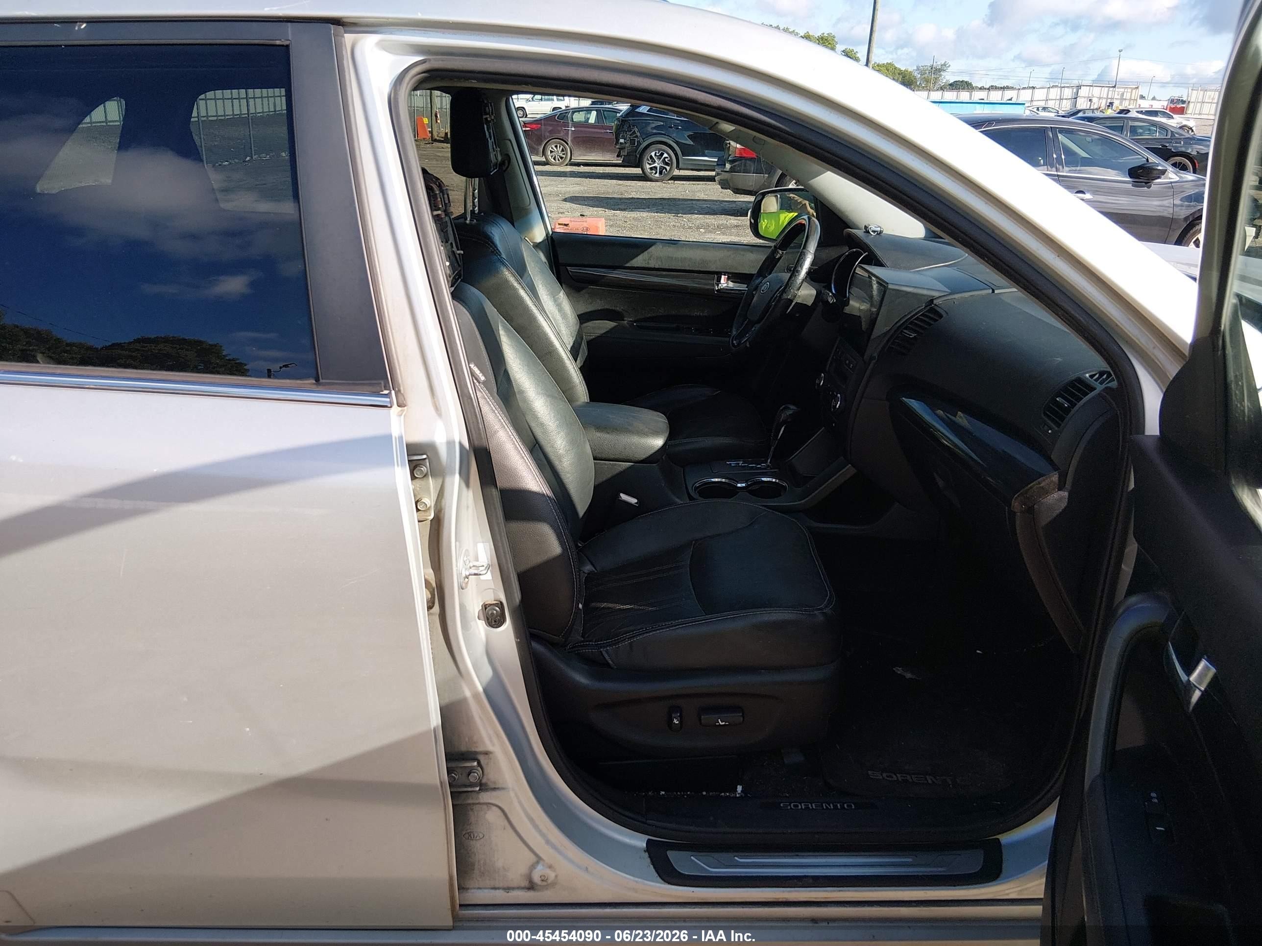 2012 Kia Sorento Sx V6 Silver vin: 5XYKW4A2XCG284783