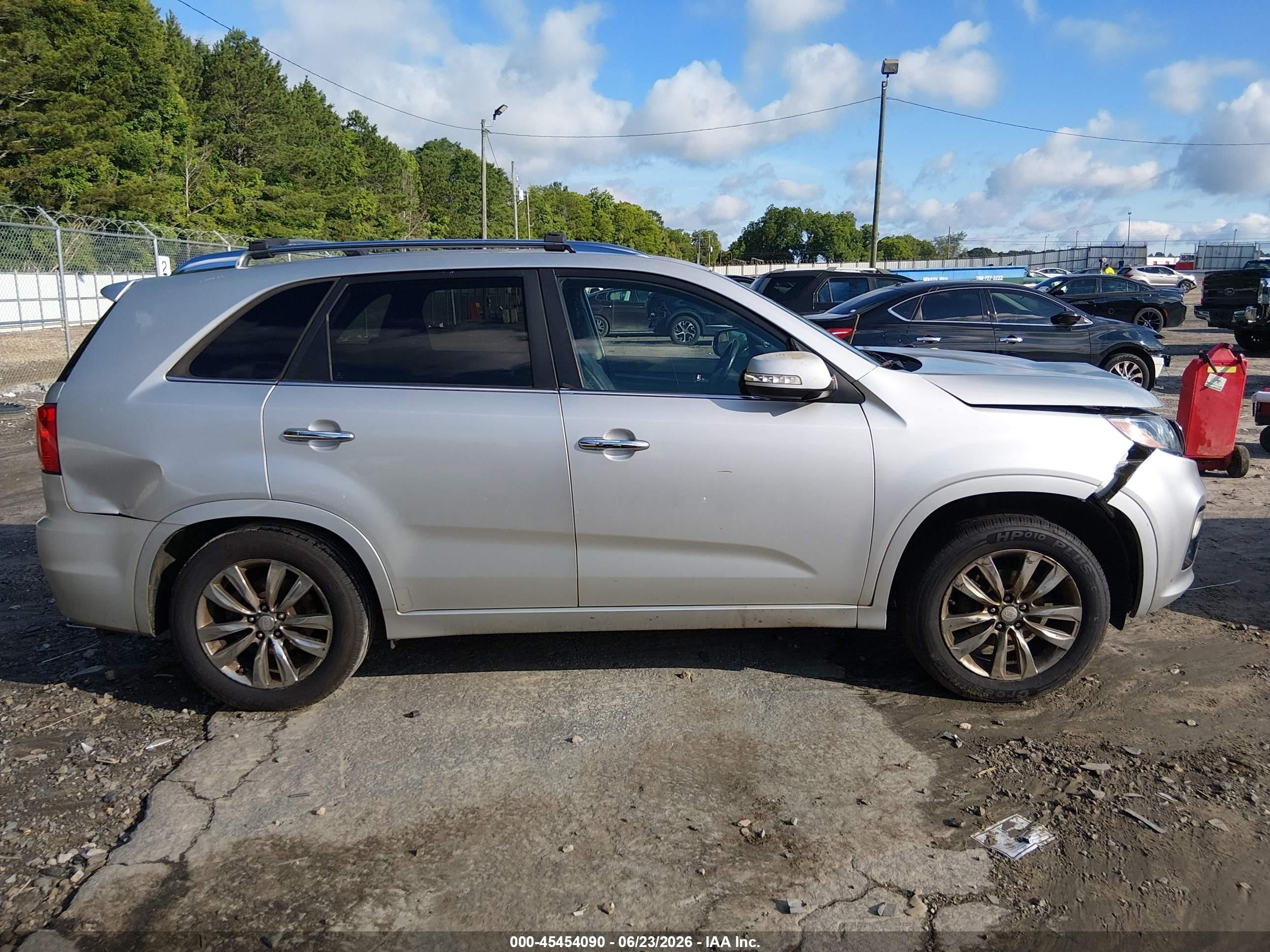 2012 Kia Sorento Sx V6 Silver vin: 5XYKW4A2XCG284783