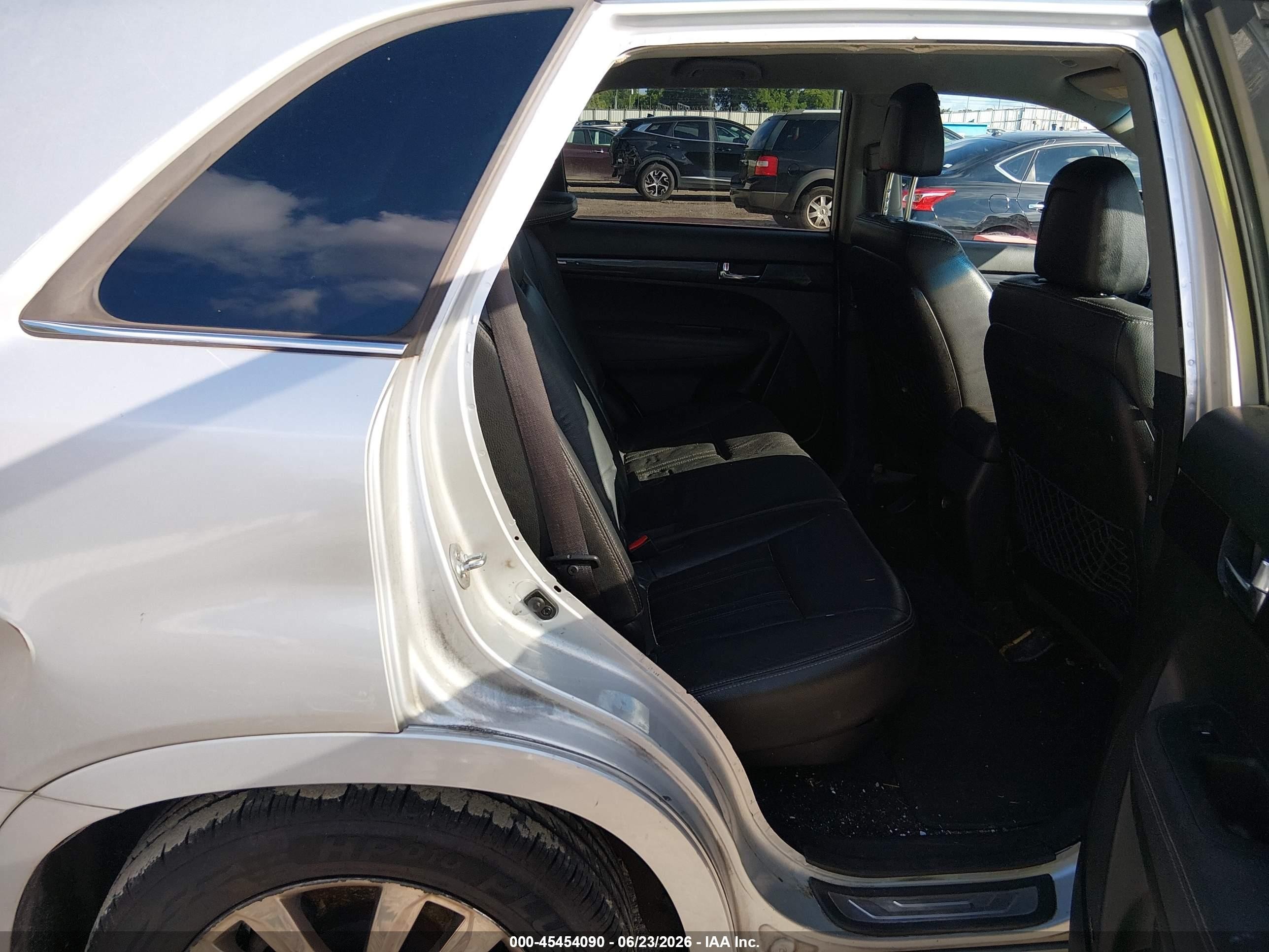2012 Kia Sorento Sx V6 Silver vin: 5XYKW4A2XCG284783