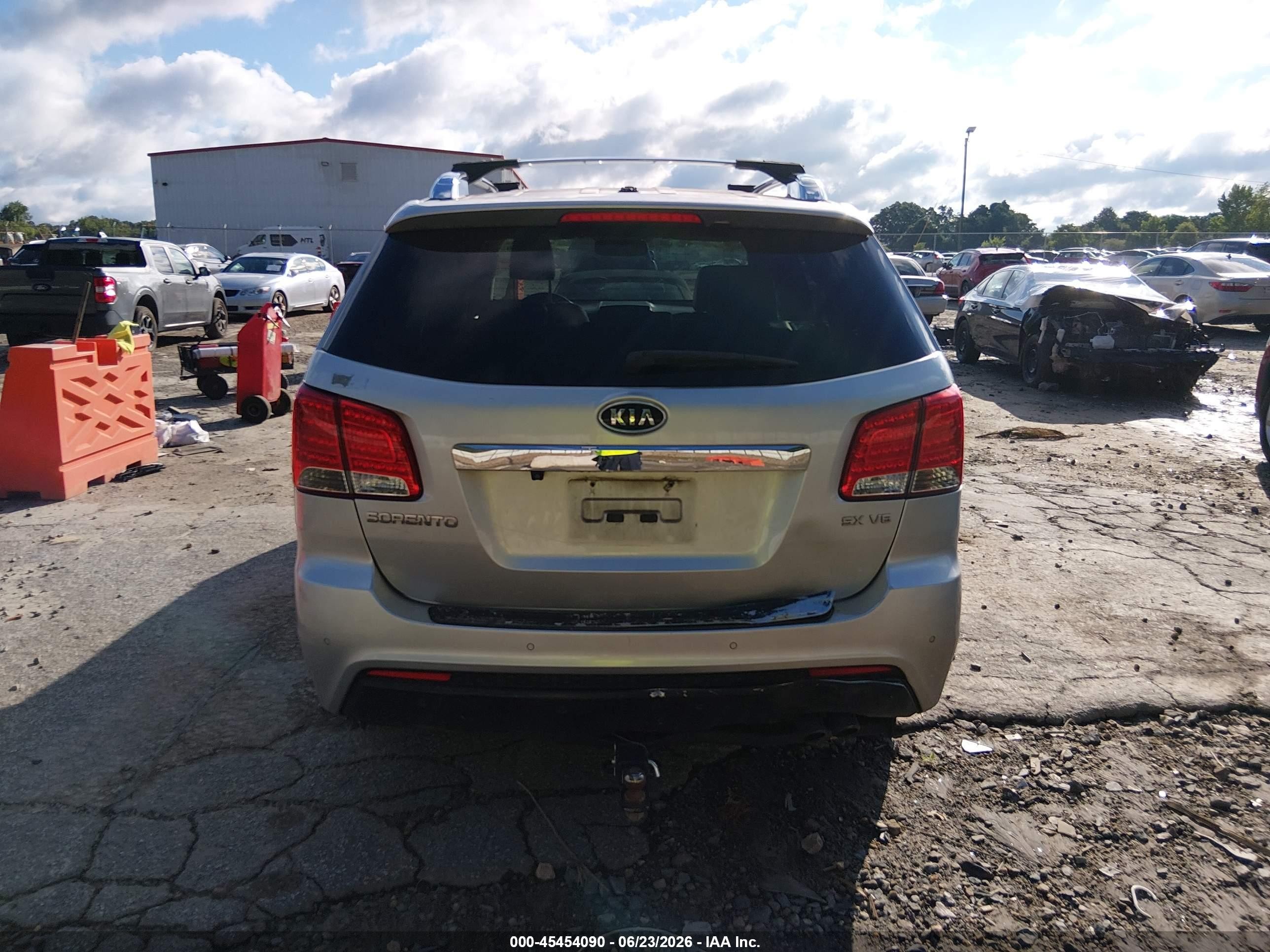 2012 Kia Sorento Sx V6 Silver vin: 5XYKW4A2XCG284783